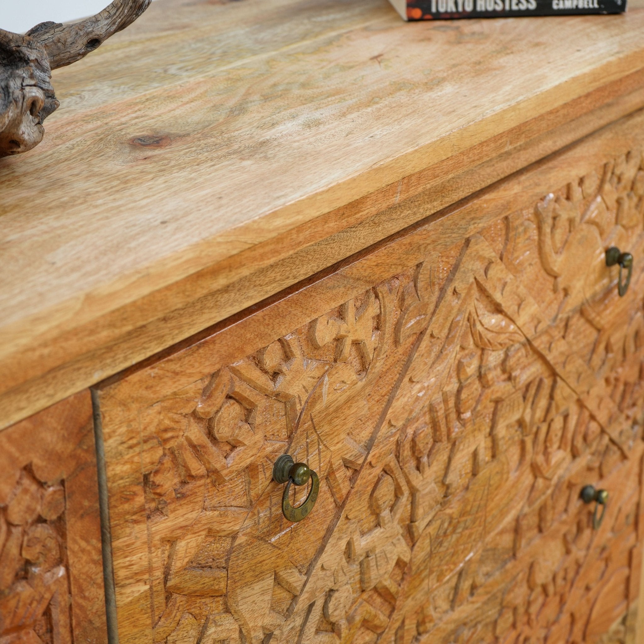 LISMORE CARVING SIX DRAWER CHEST OF DRAWERS - Art and craft furniture