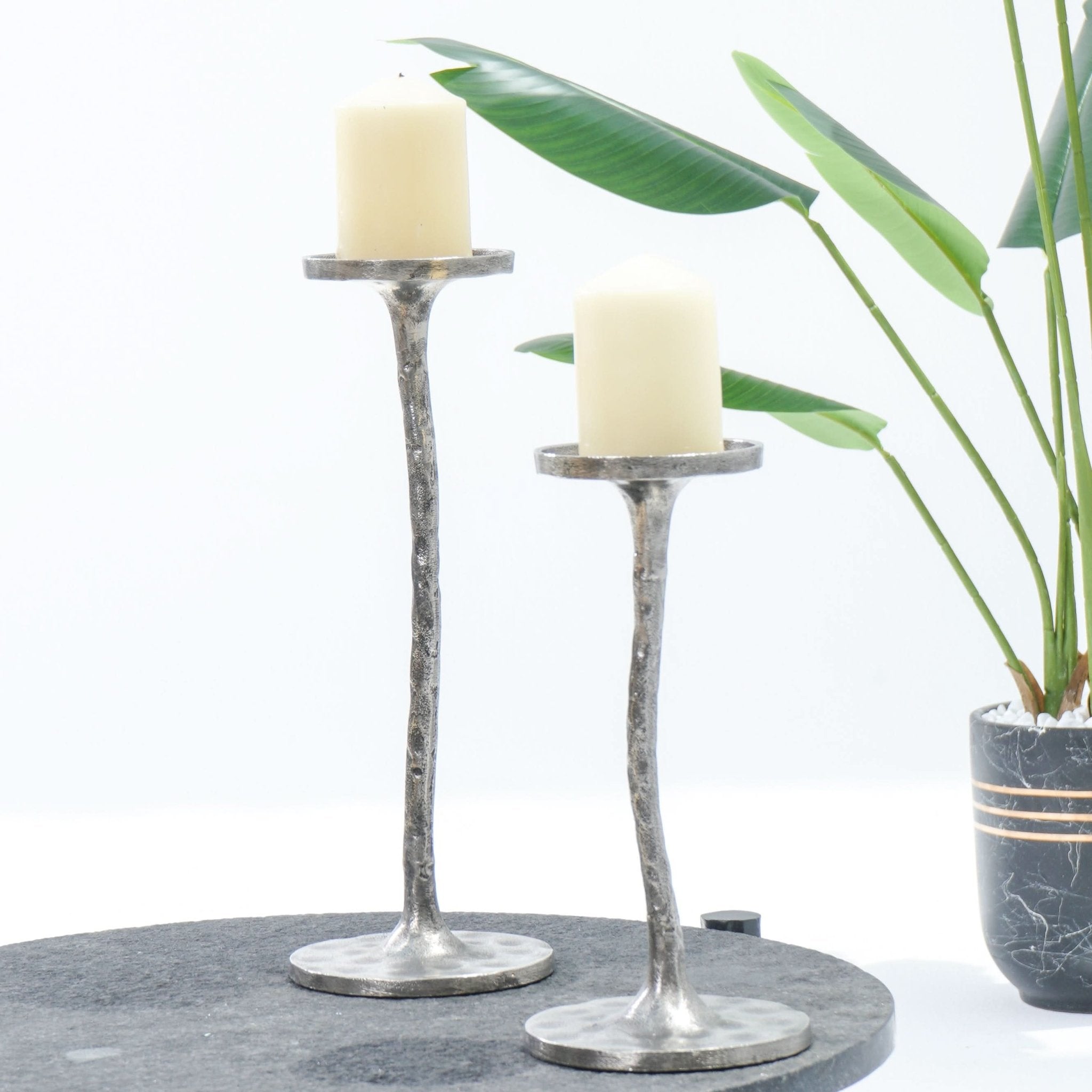 LUMINOUS GRACE BIG PILLAR HOLDER - Art and craft furniture