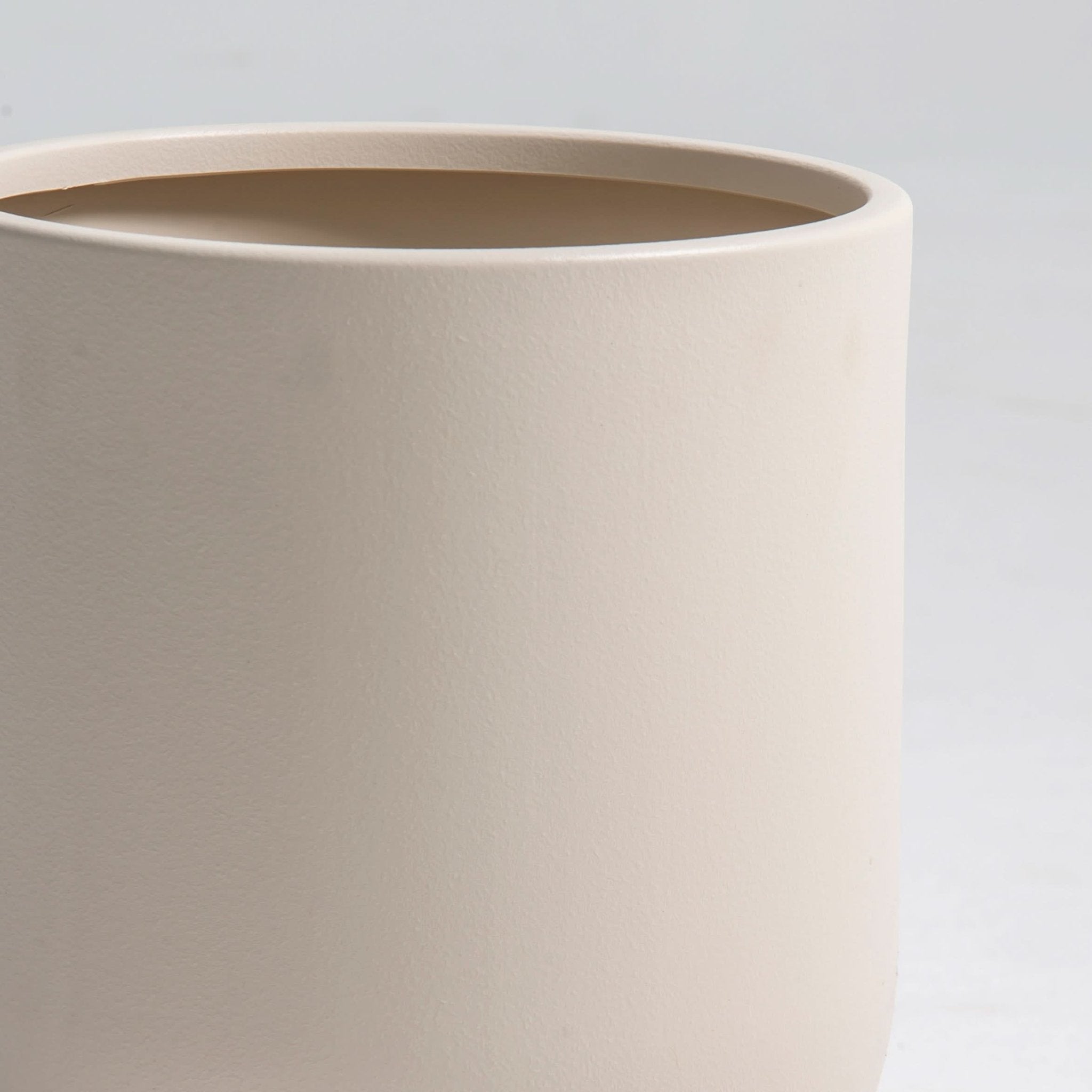 LUMO FIBER PLANT POT - Art and craft furniture