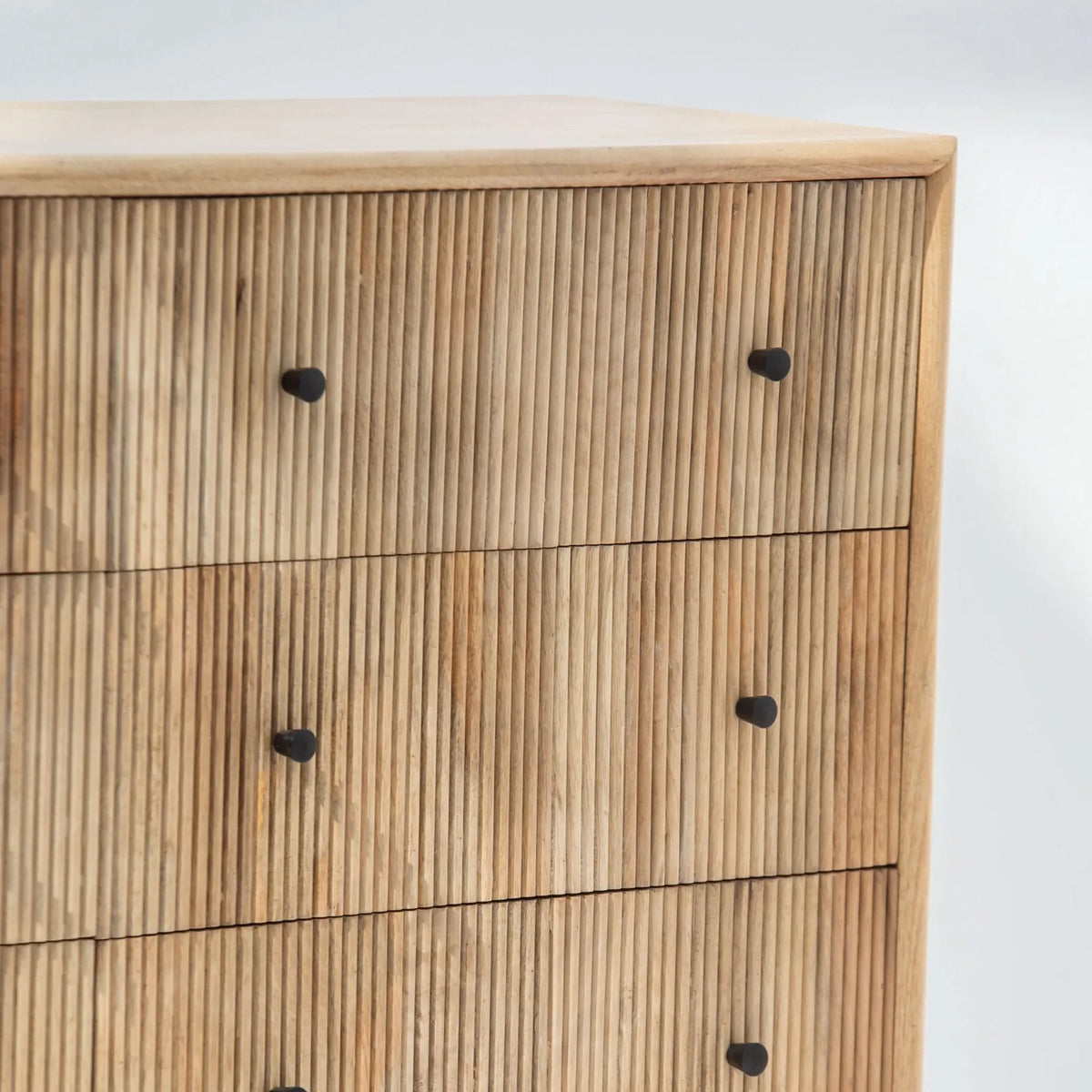 LUWIN WOODEN CHEST OF DRAWERS - Art and craft furniture