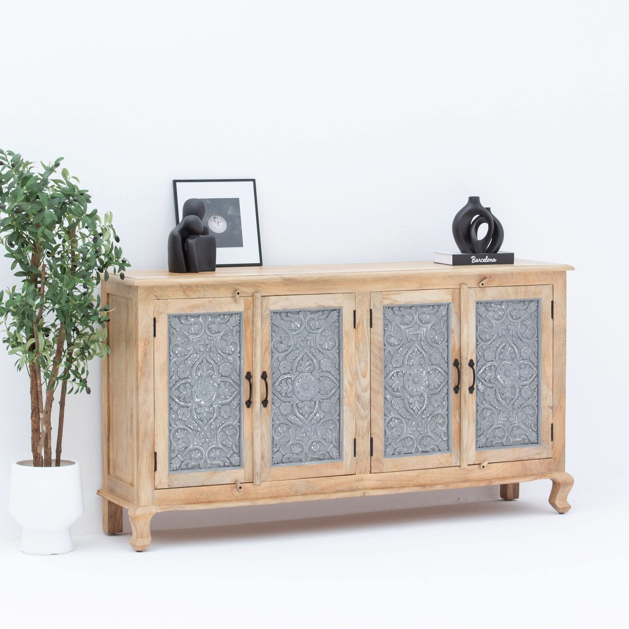 MAESTRO WOODEN CARVING SIDEBOARD - Art and craft furniture