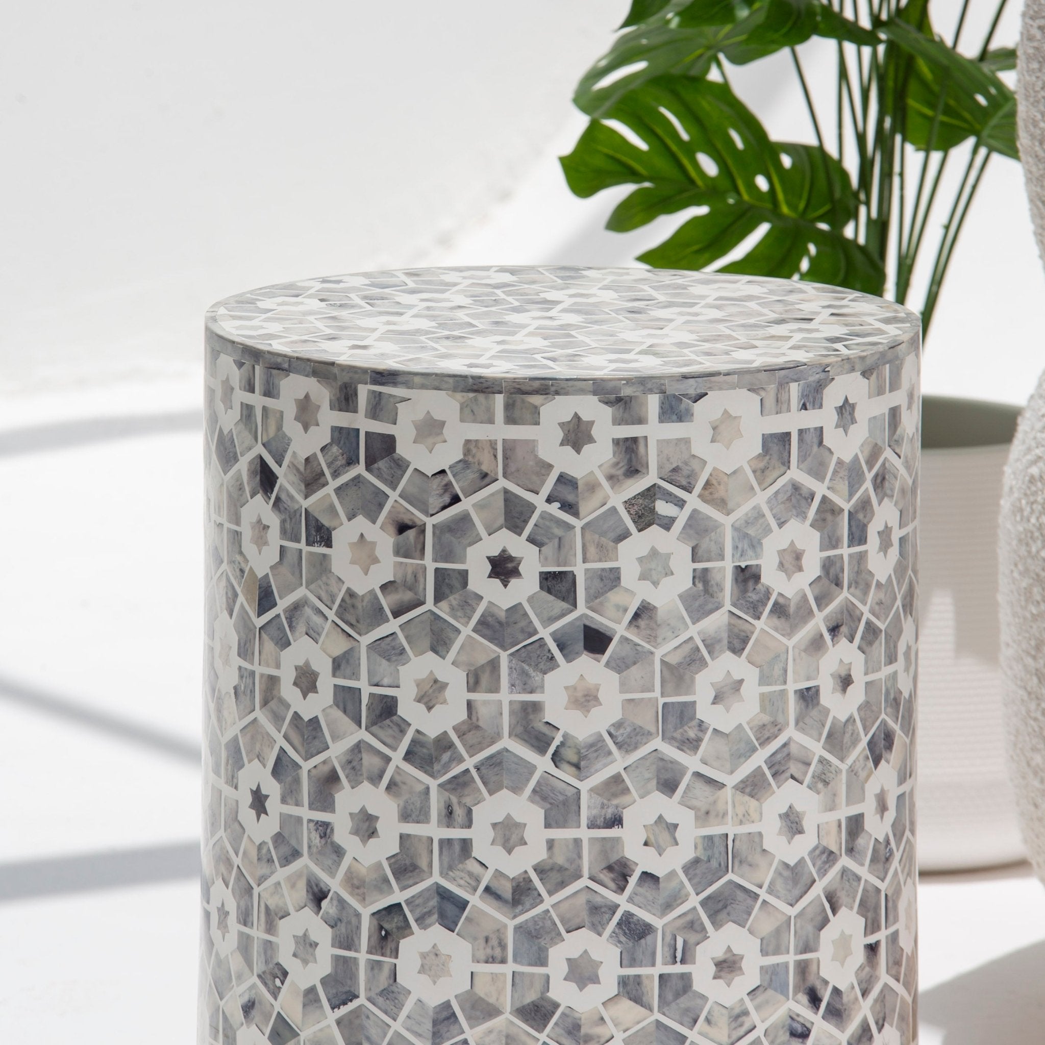 MAJESTIC INLAY ROUND STOOL - Art and craft furniture