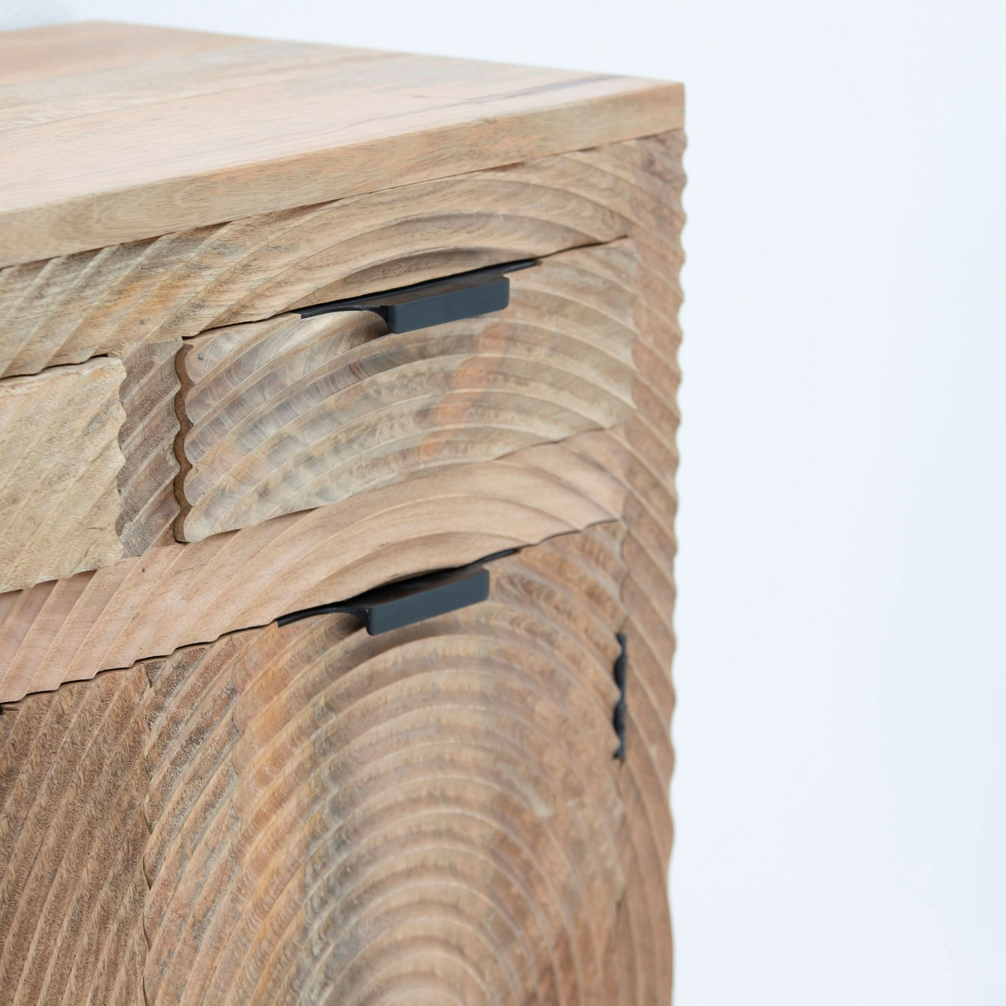MELBOURNE WOODEN SIDEBOARD - Art and craft furniture