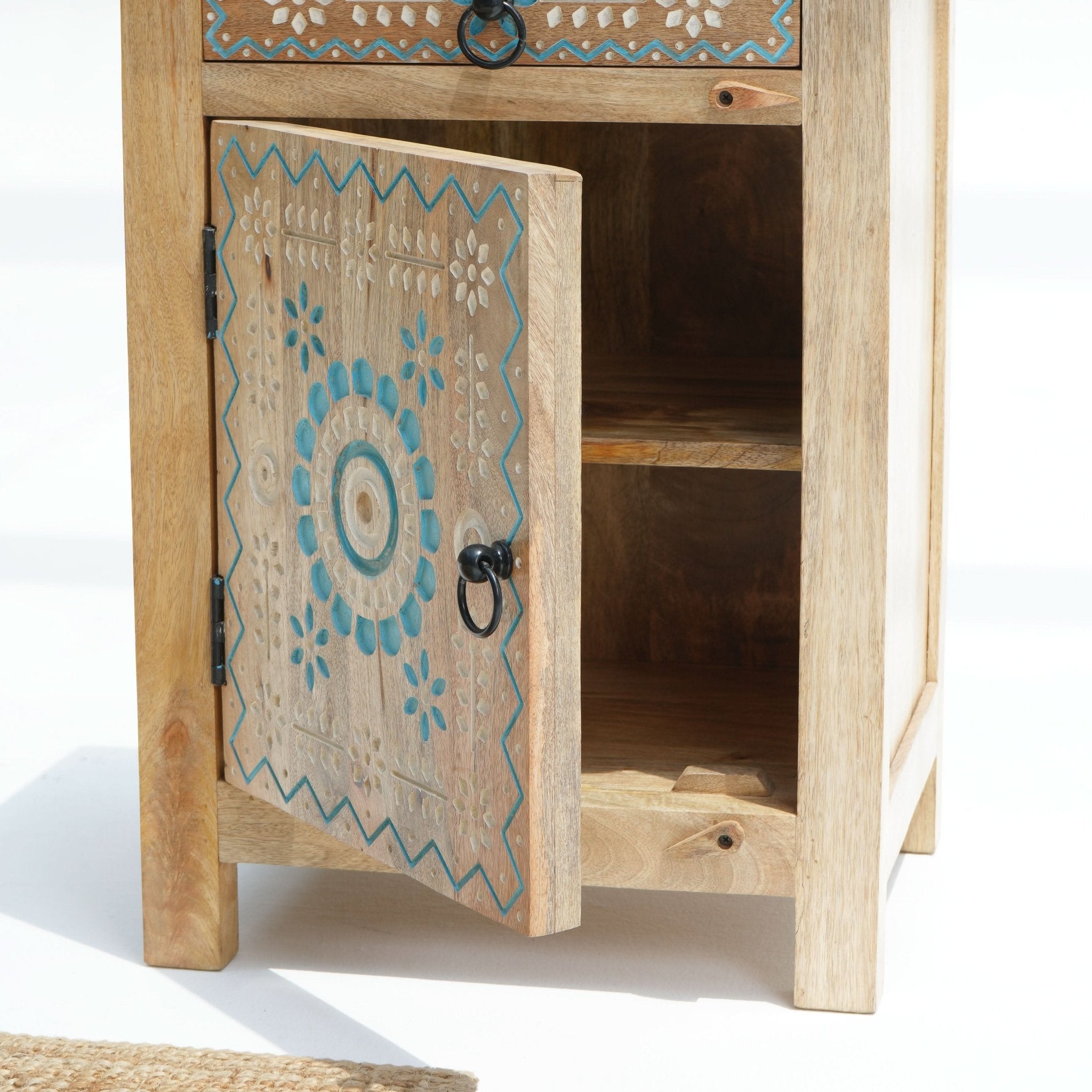 MONARCH CARVING NIGHTSTAND TABLE - Art and craft furniture
