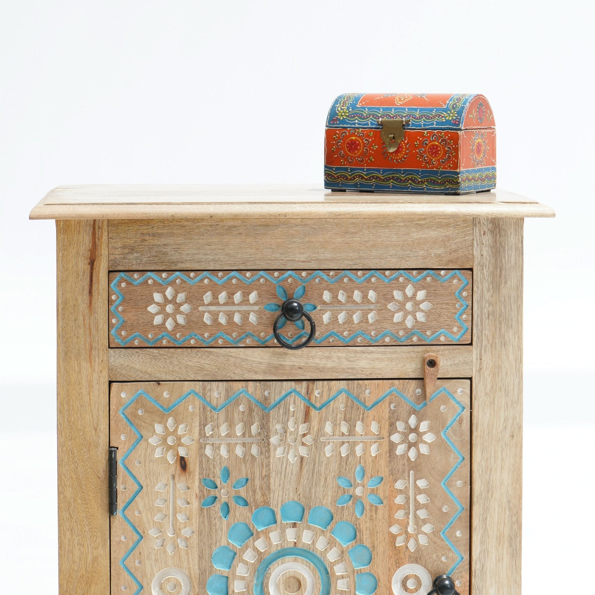 MONARCH CARVING NIGHTSTAND TABLE - Art and craft furniture