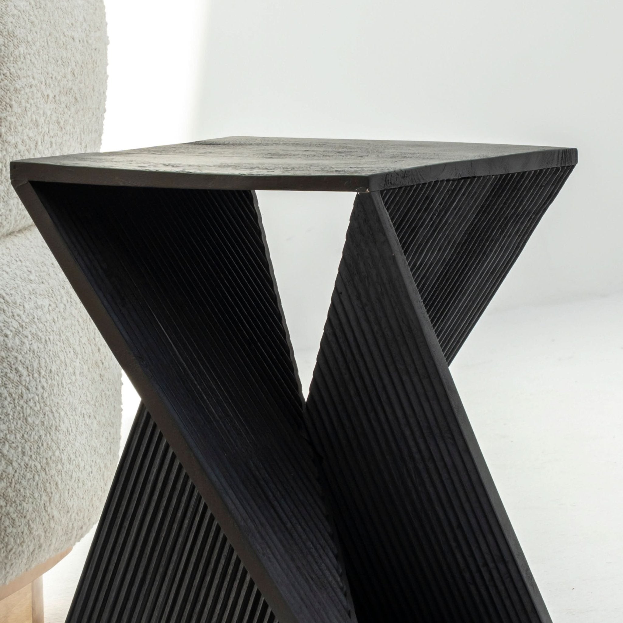 MONTERA WOODEN BLACK SIDETABLE - Art and craft furniture