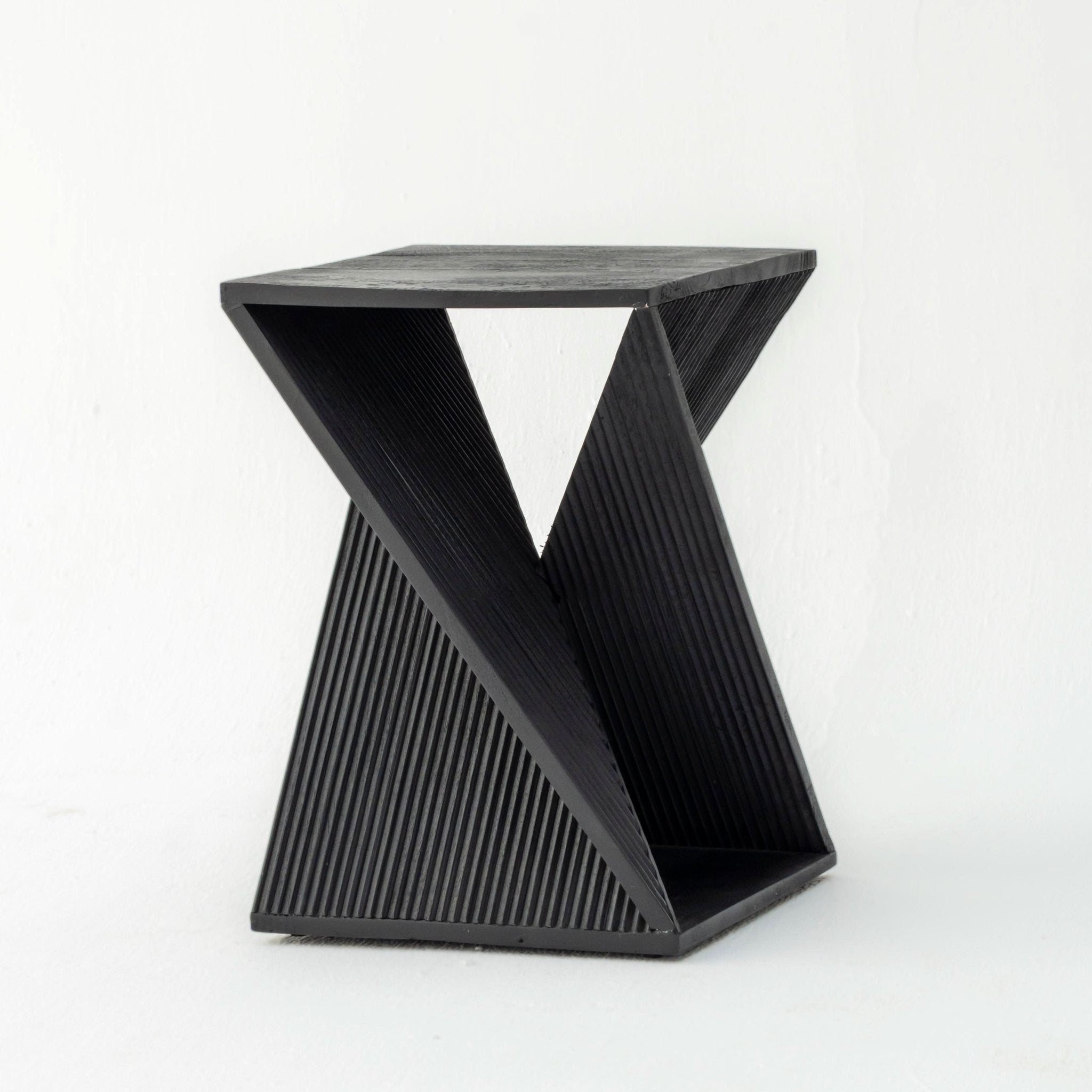 MONTERA WOODEN BLACK SIDETABLE - Art and craft furniture