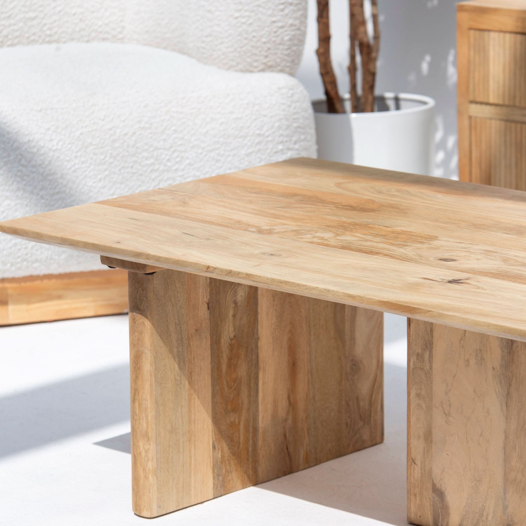 MONTERA WOODEN COFFEE TABLE - Art and craft furniture