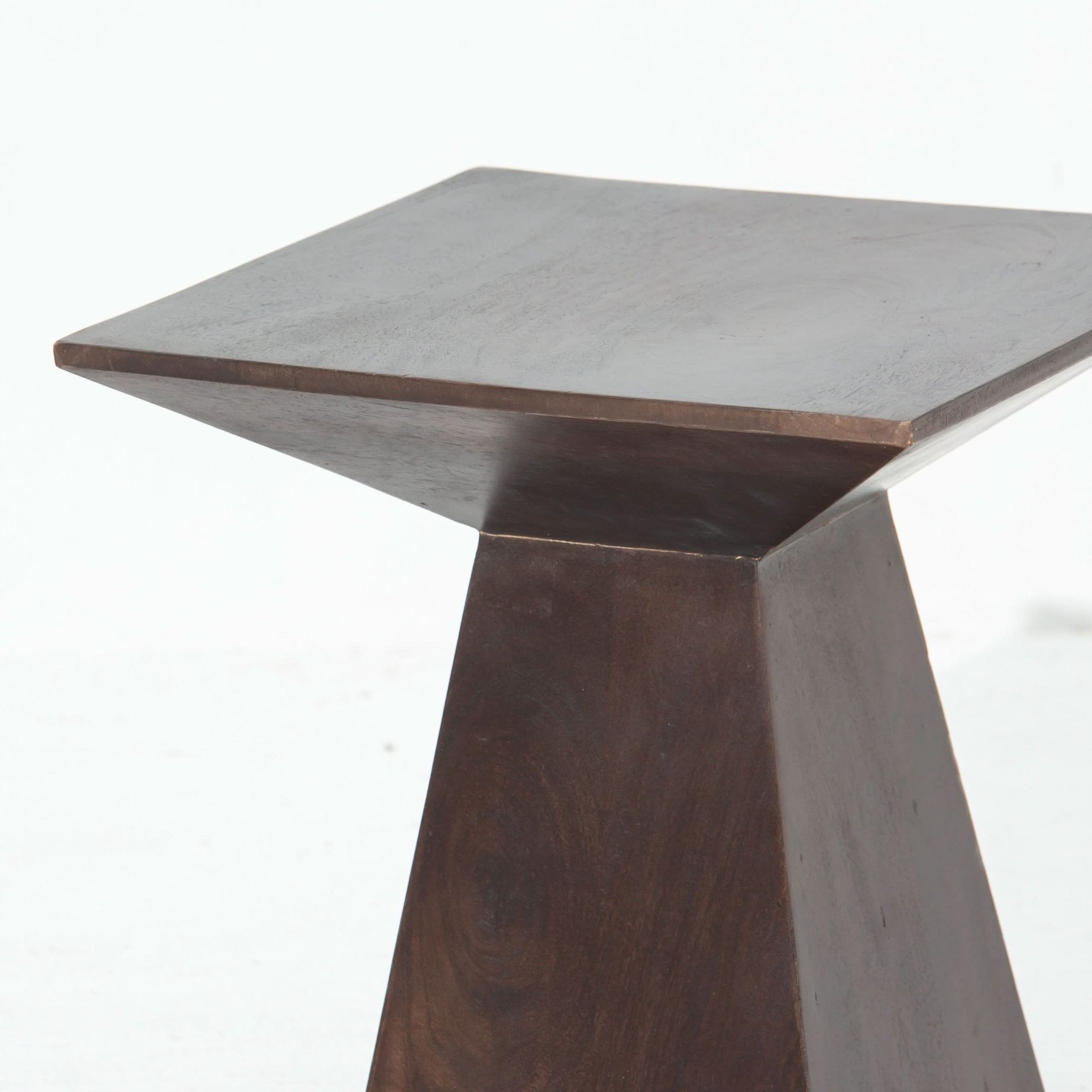 MONTERA WOODEN SIDETABLE - Art and craft furniture