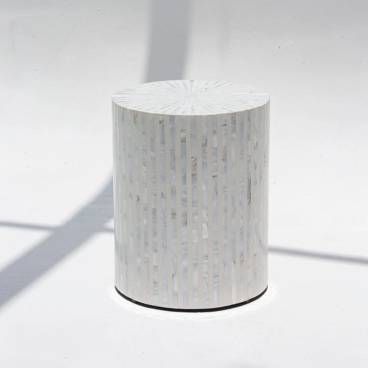Mystic White Strip Mother Of Pearl Round Stool - Art and craft furniture