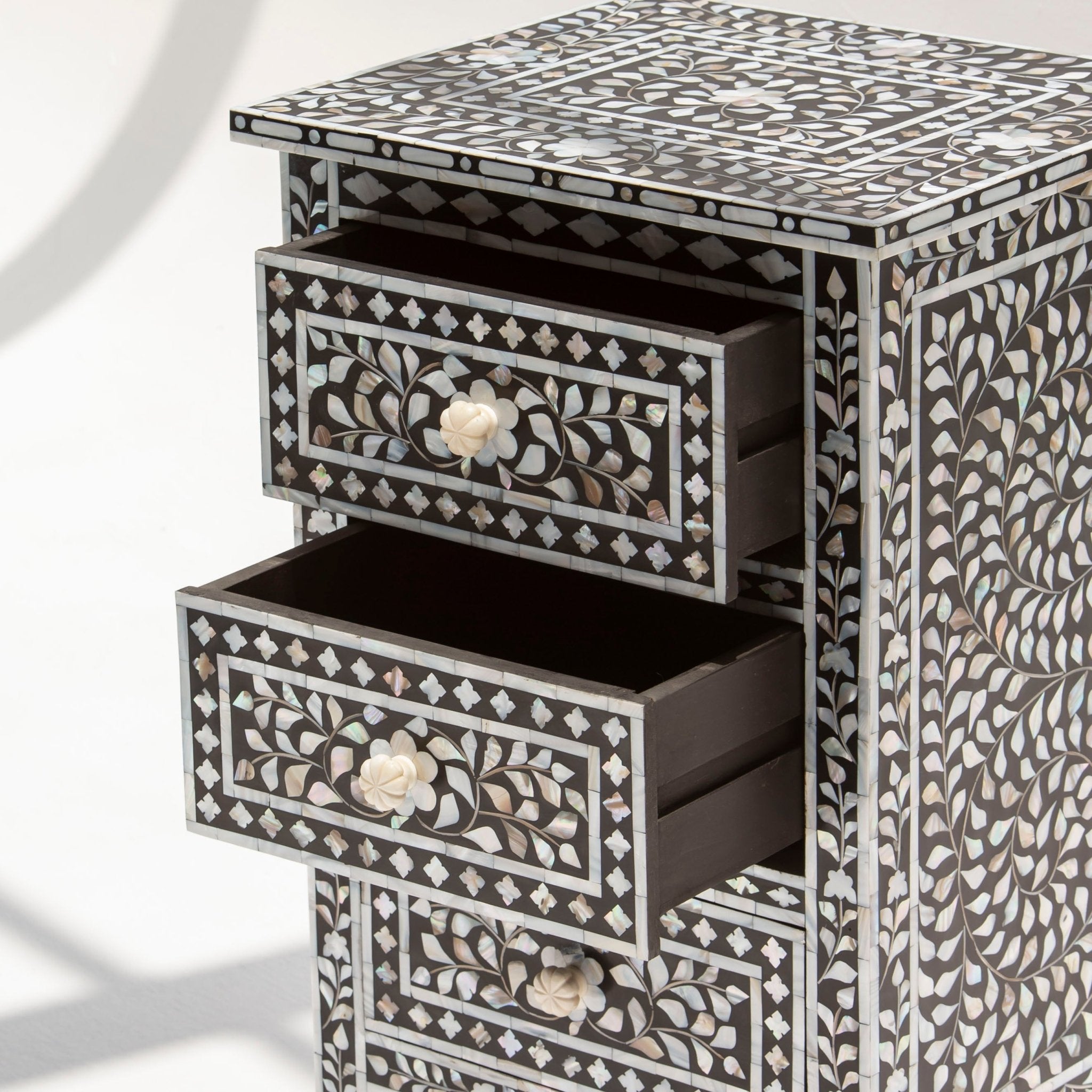 OCEAN-BLACK MOTHER OF PEARL THREE DRAWER BEDSIDE TABLE - Art and craft furniture