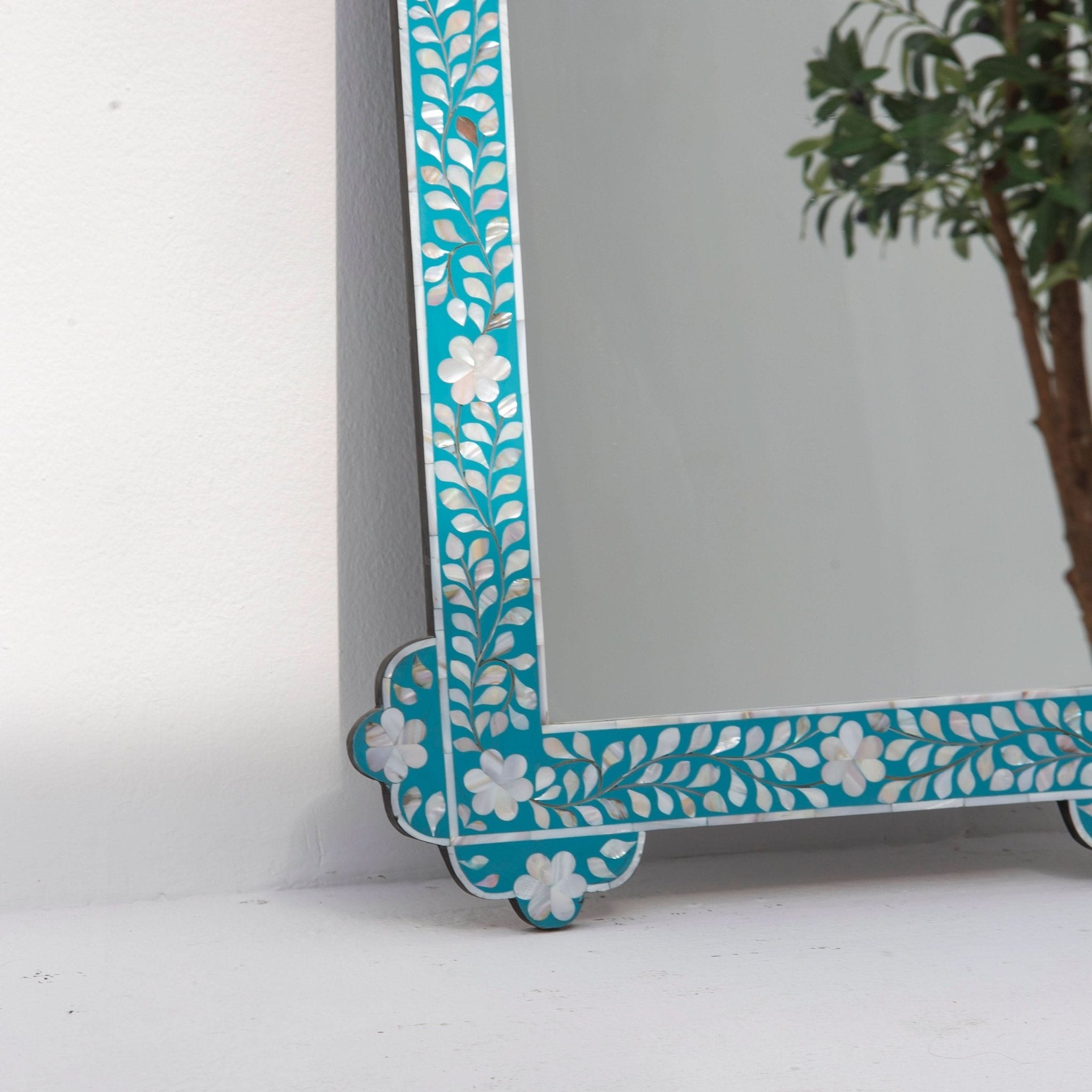 OCEAN-BLUE MOTHER OF PEARL MIRROR FRAME - Art and craft furniture