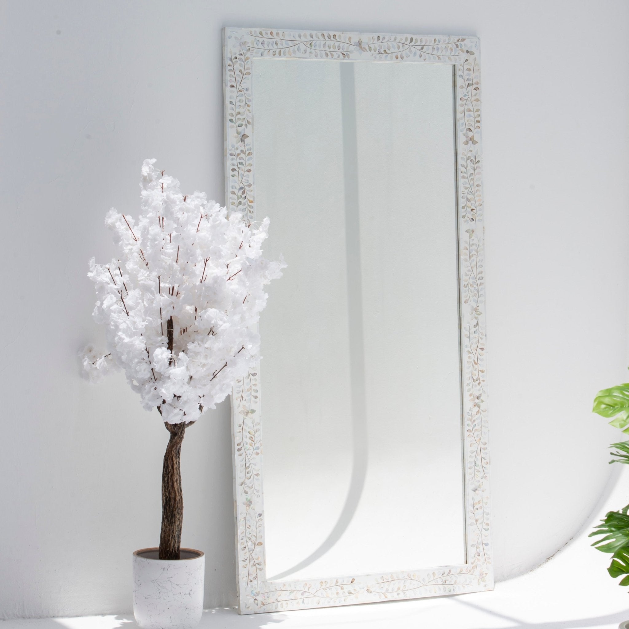 OCEAN-WHITE MOTHER OF PEARL MIRROR FRAME - Art and craft furniture