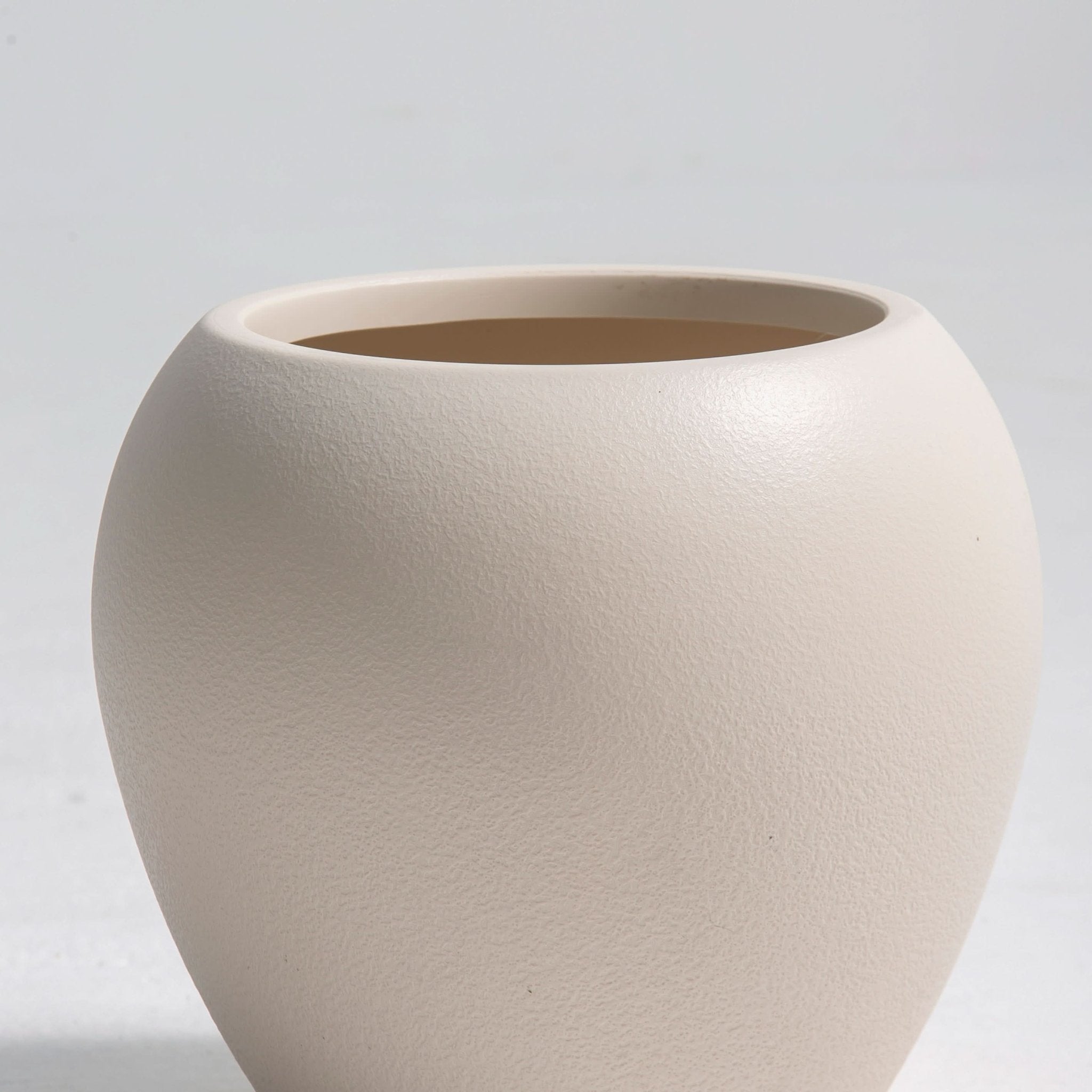 ORLIA FIBER PLANT POT - Art and craft furniture