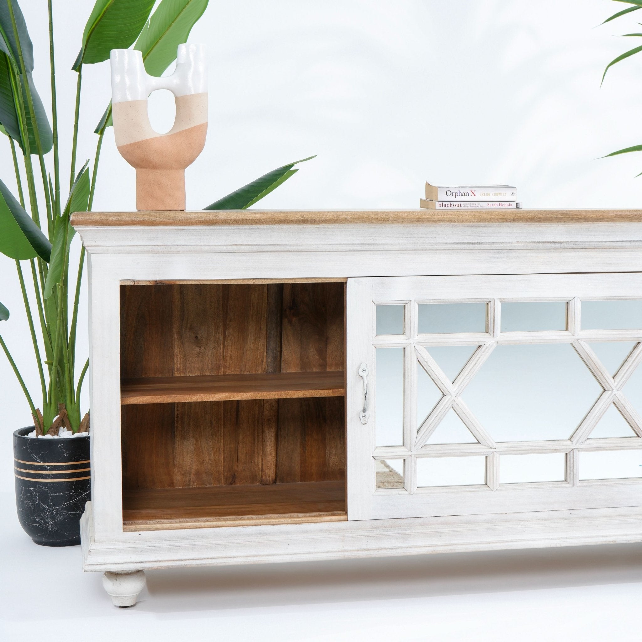 PORTO SLIDING GLASS DOOR TV STAND - Art and craft furniture