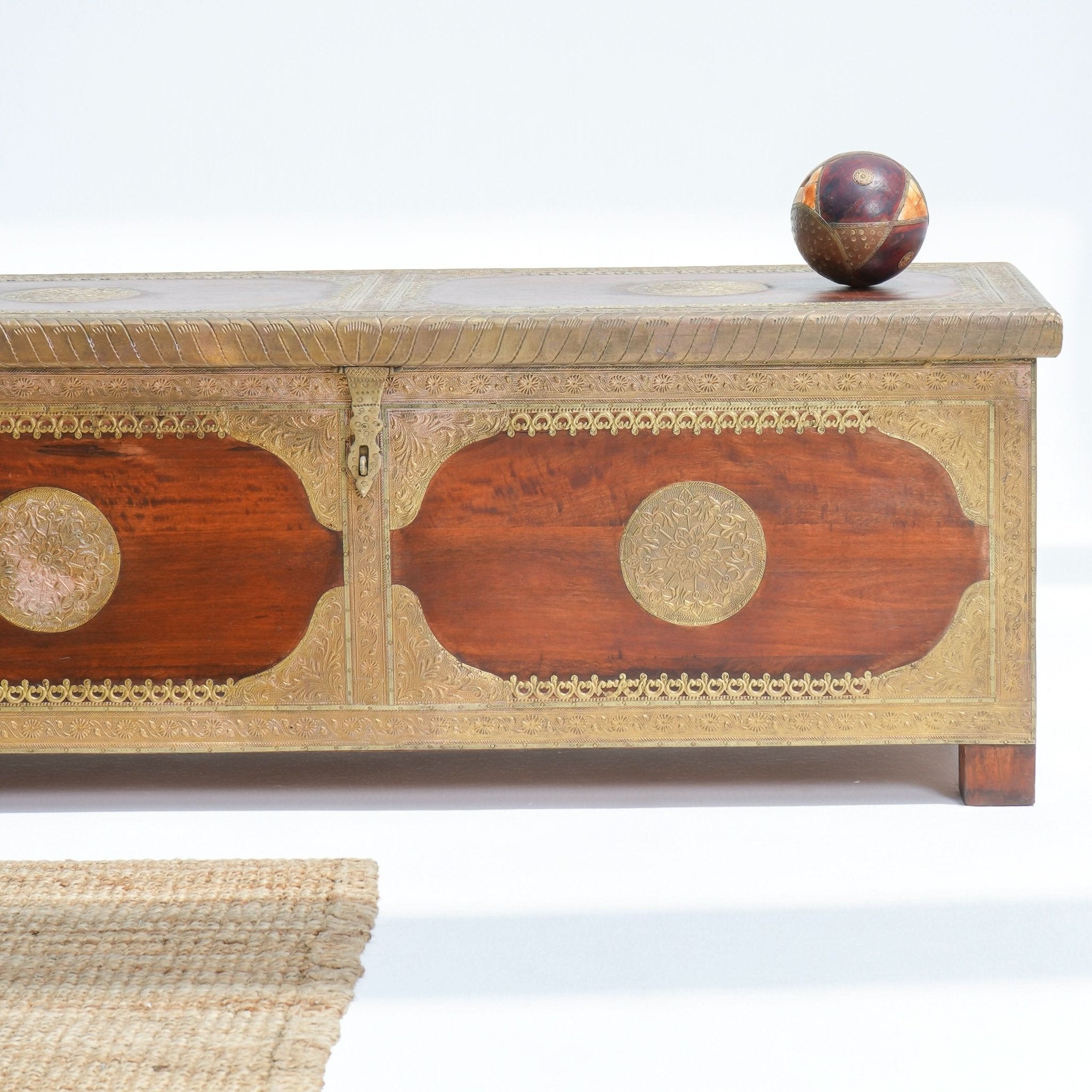 RICHMOND BRASS FTD BOX - Art and craft furniture