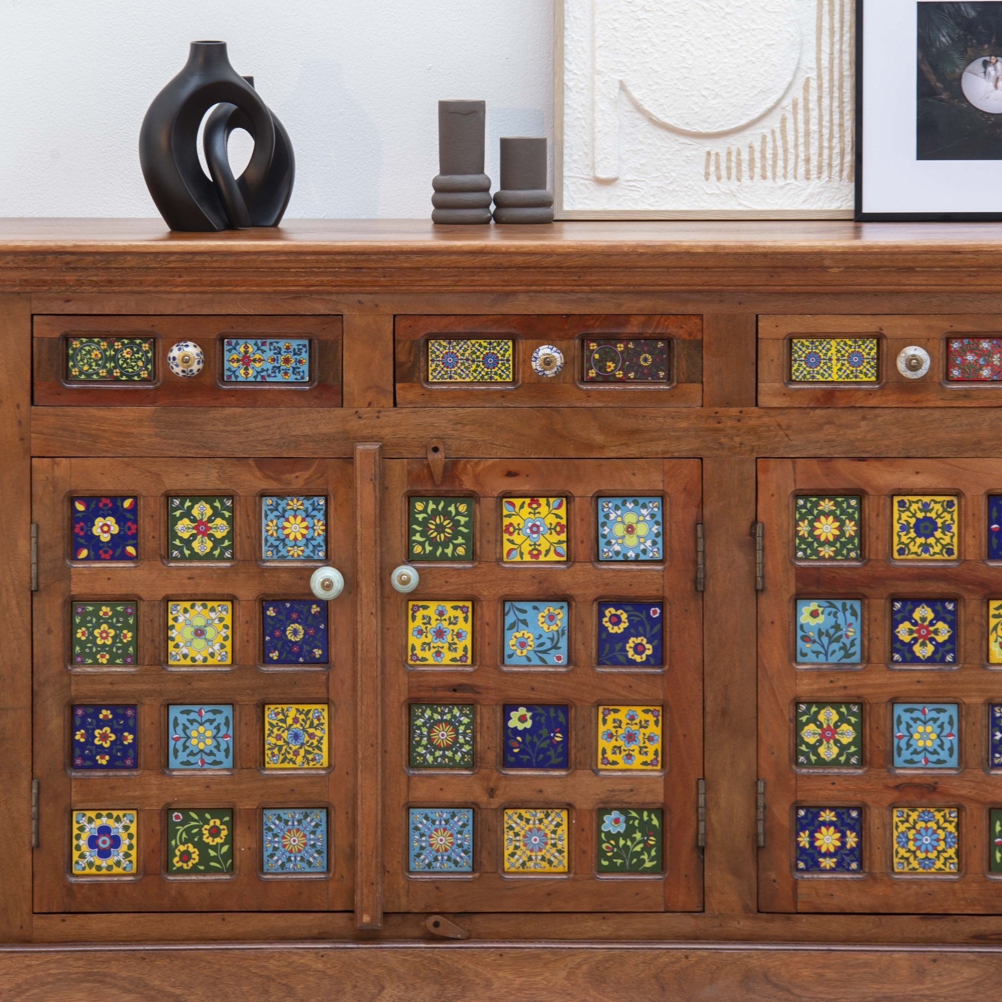 SHESTILE TILE FTD SIDEBOARD - Art and craft furniture