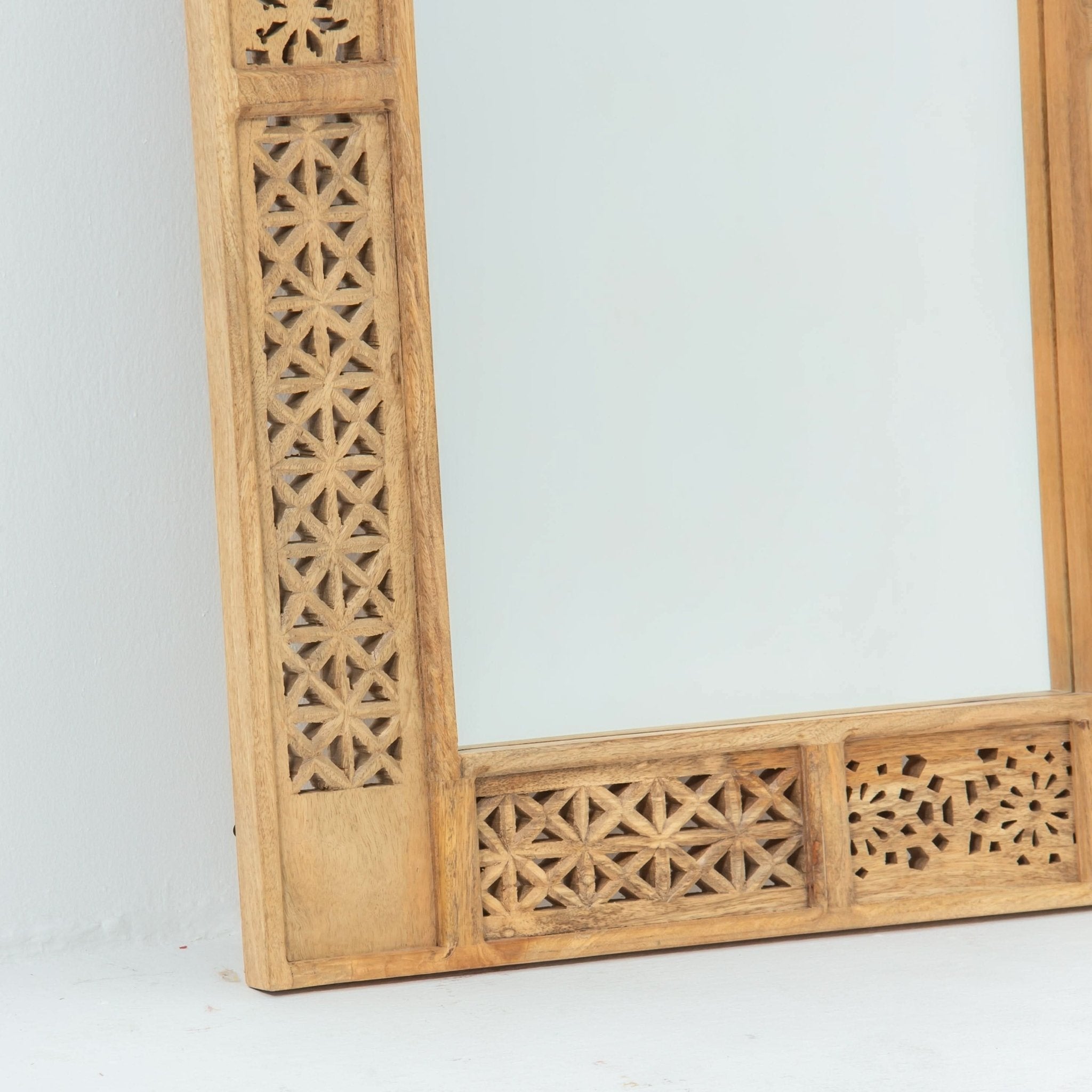 SIERRA WOODEN CARVING MIRROR FRAME - Art and craft furniture