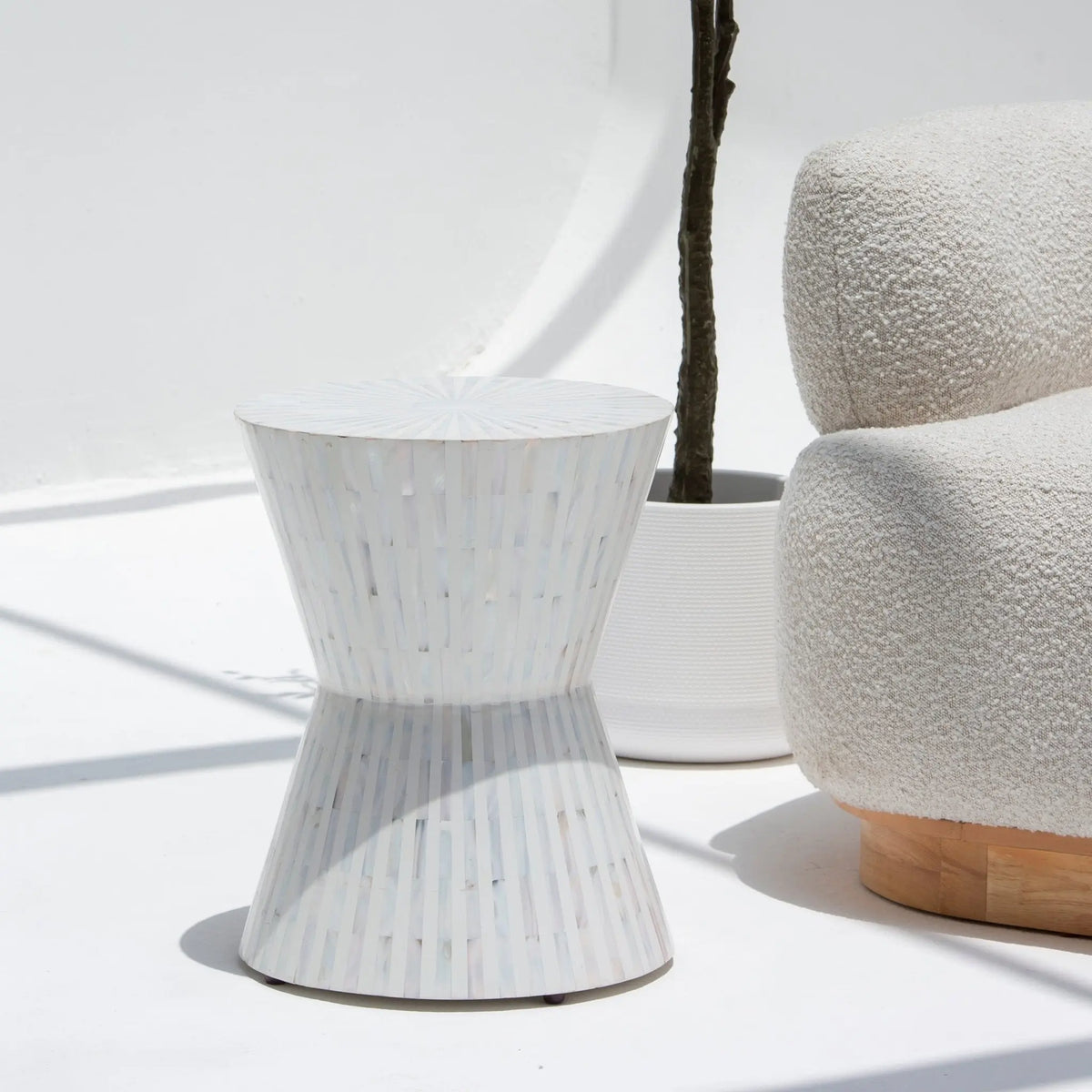 Symmetry White Stripe Mother Of Pearl Round Stool - Art and craft furniture