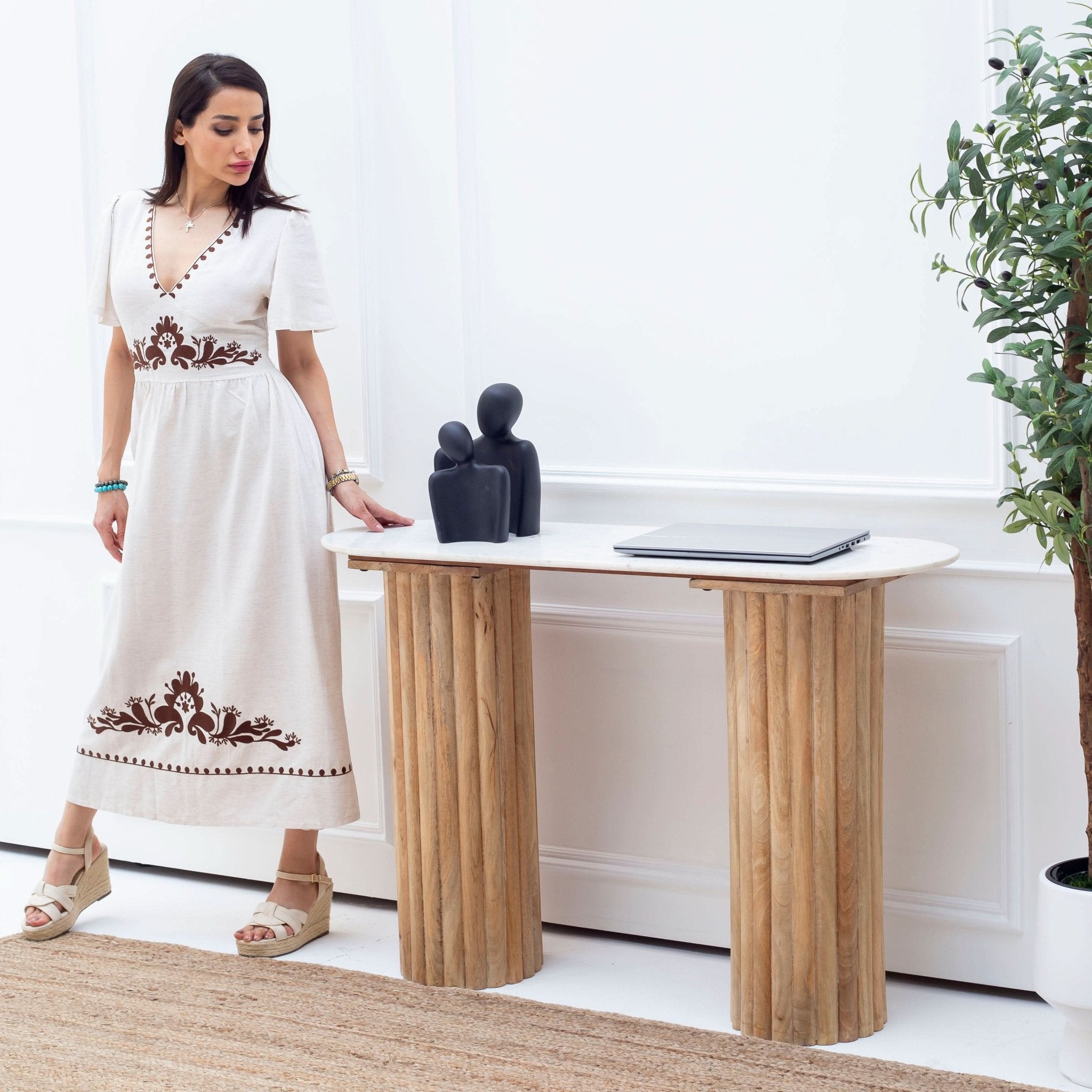 TERRALUXE MARBLE CONSOLE TABLE - Art and craft furniture