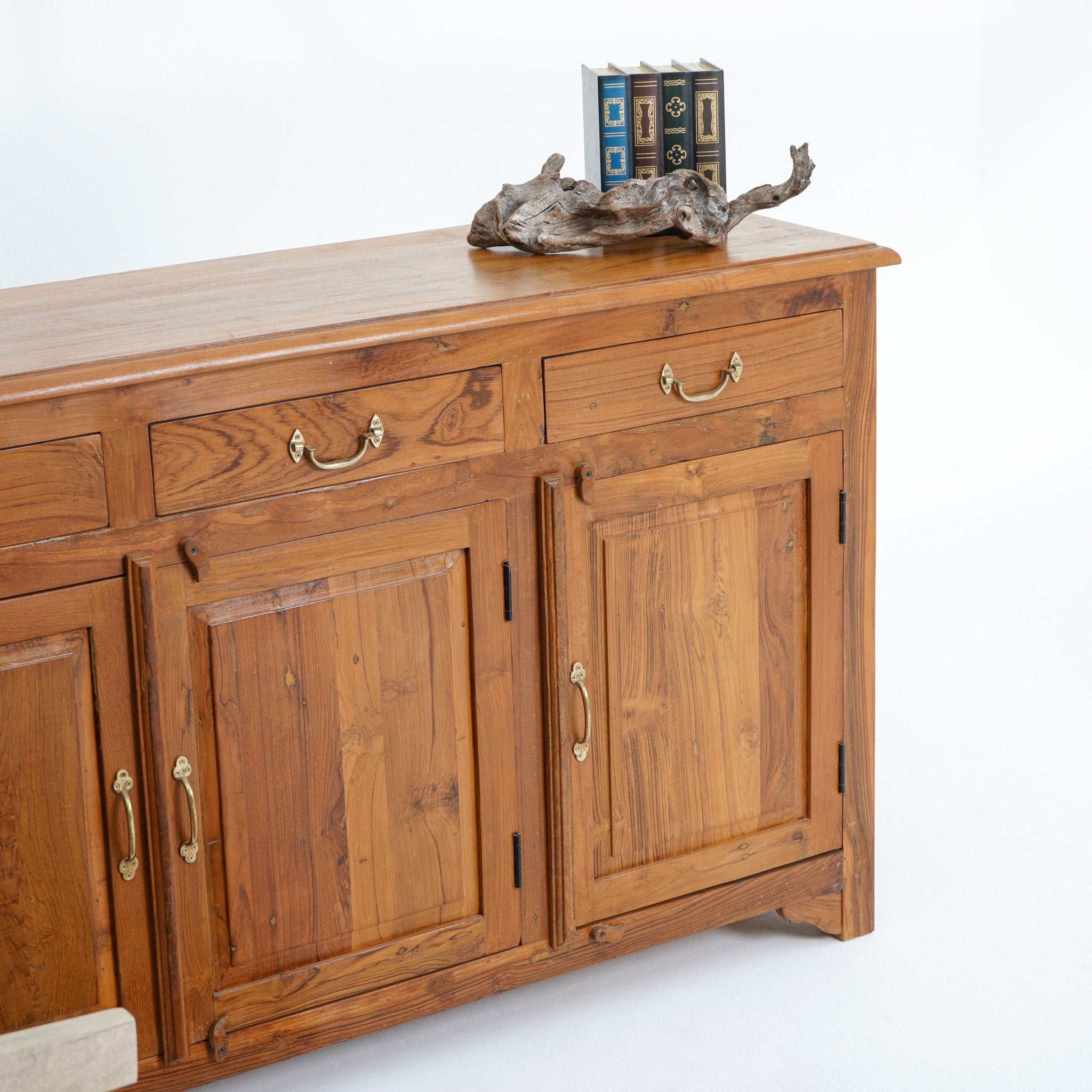 THE CRESCENT THREE DOOR THREE DOOR SIDEBOARD - Art and craft furniture