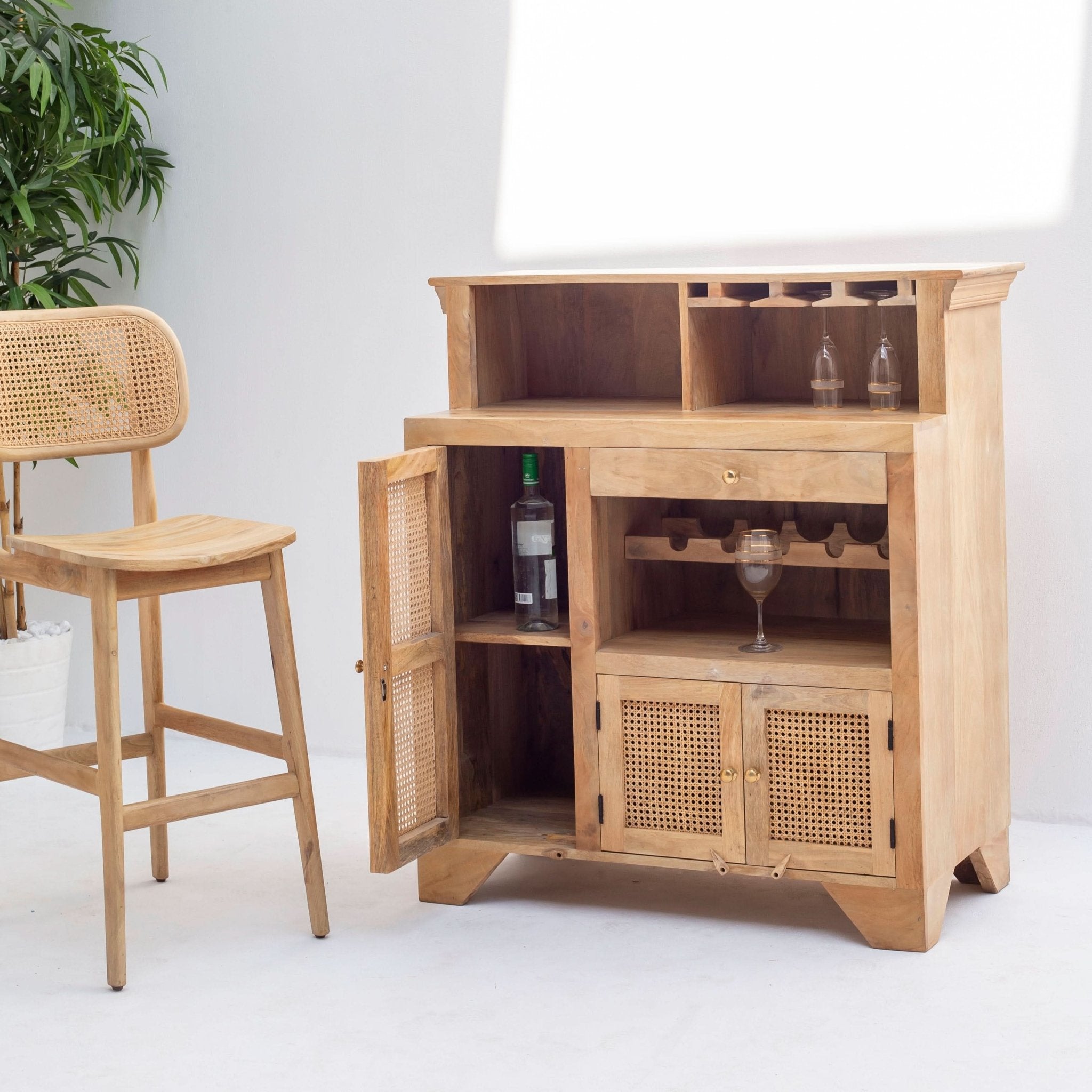 THE ELEGANT ELIXIR RATTAN BAR COUNTER - Art and craft furniture