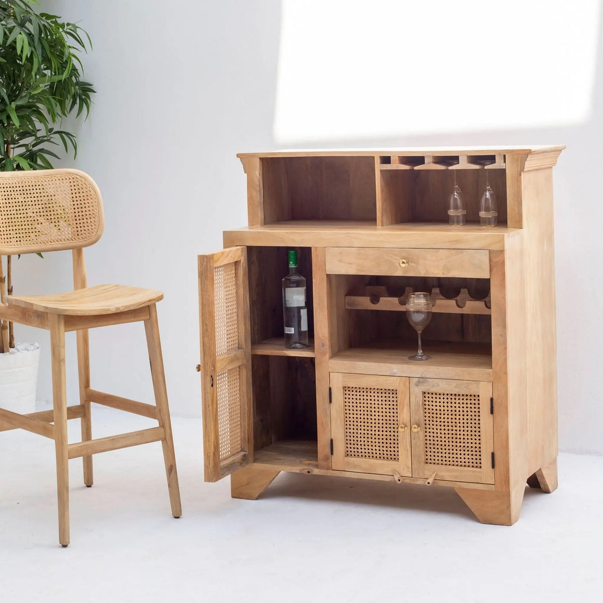 Elegant Elixir Rattan Bar Counter - Art and craft furniture