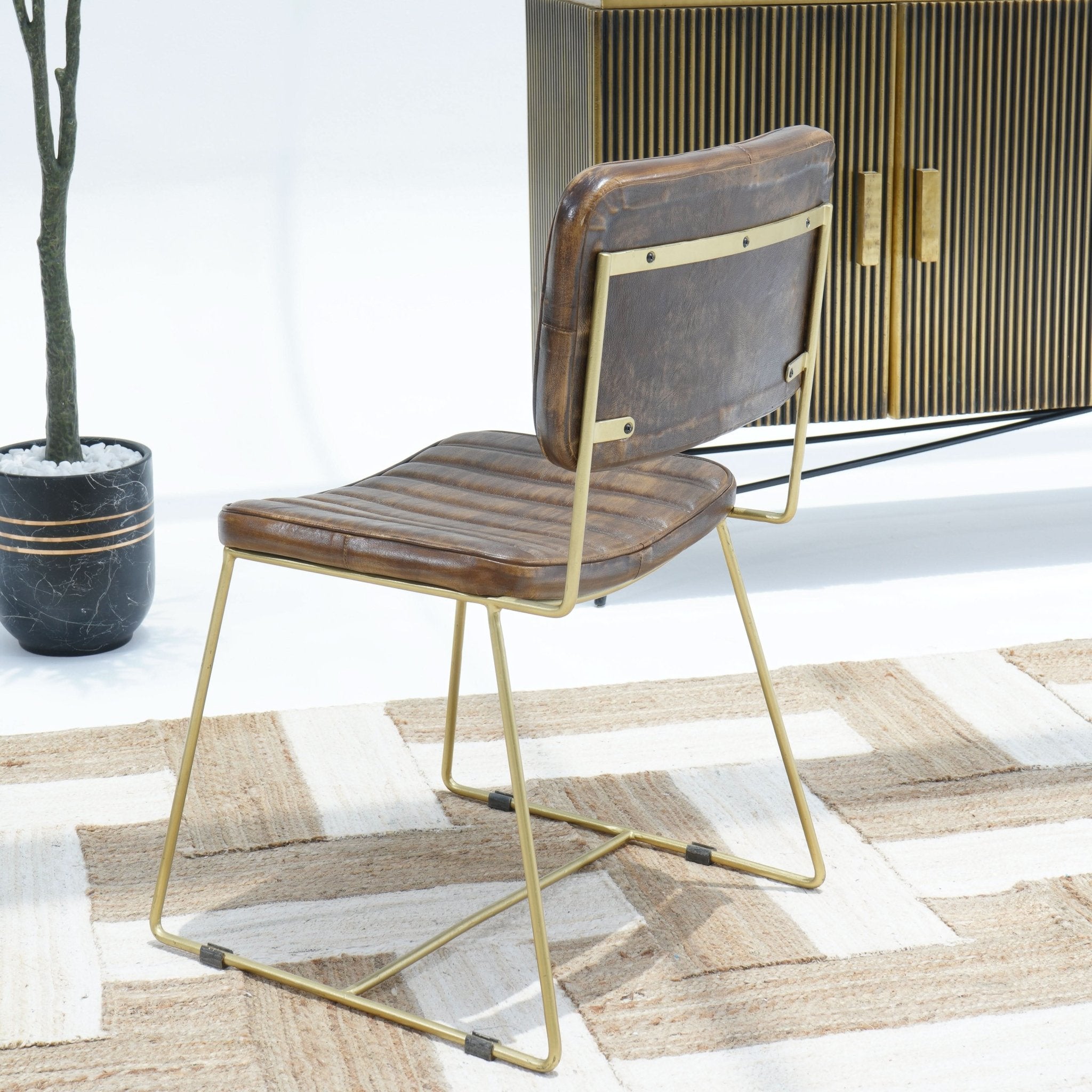 THE GRAND SERENITY LEATHER CHAIR - Art and craft furniture