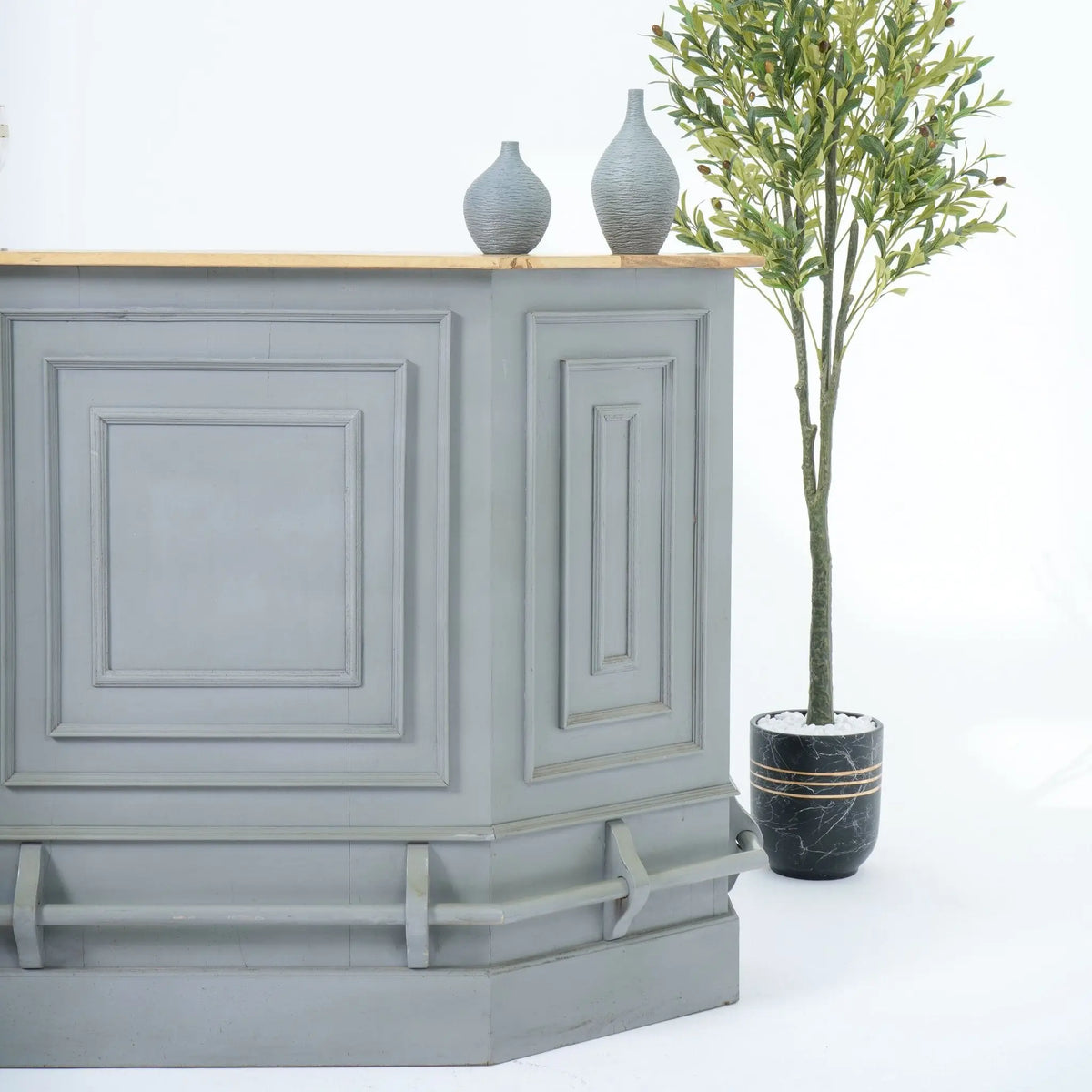 Retro Reserve Bar Counter - Art and craft furniture
