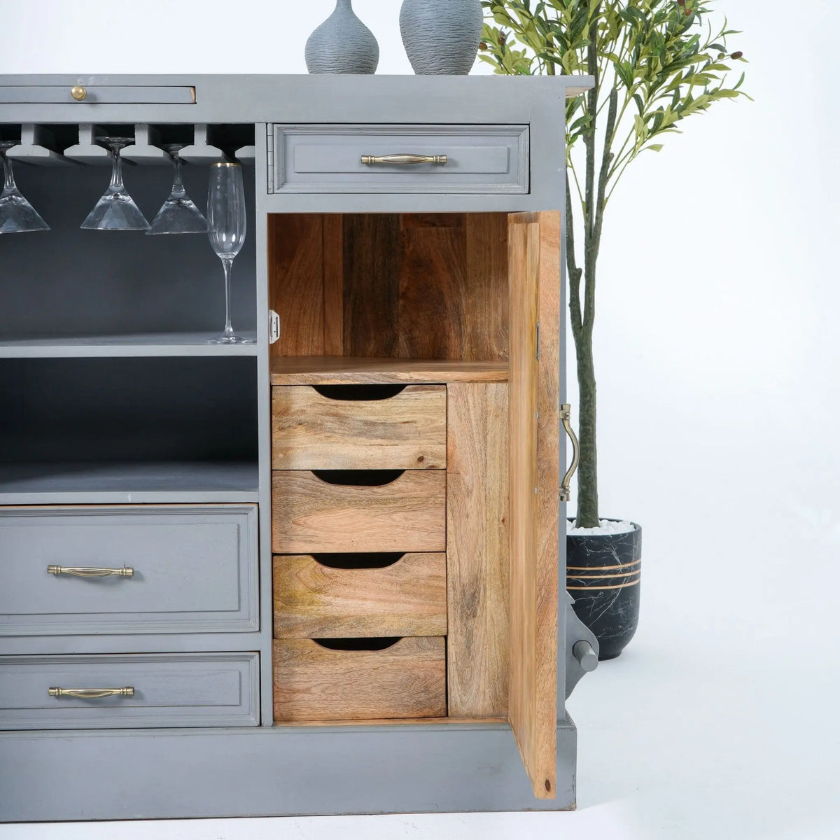 Retro Reserve Bar Counter - Art and craft furniture
