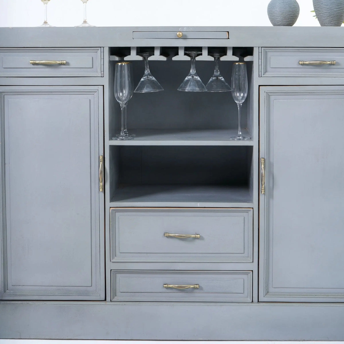 Retro Reserve Bar Counter - Art and craft furniture