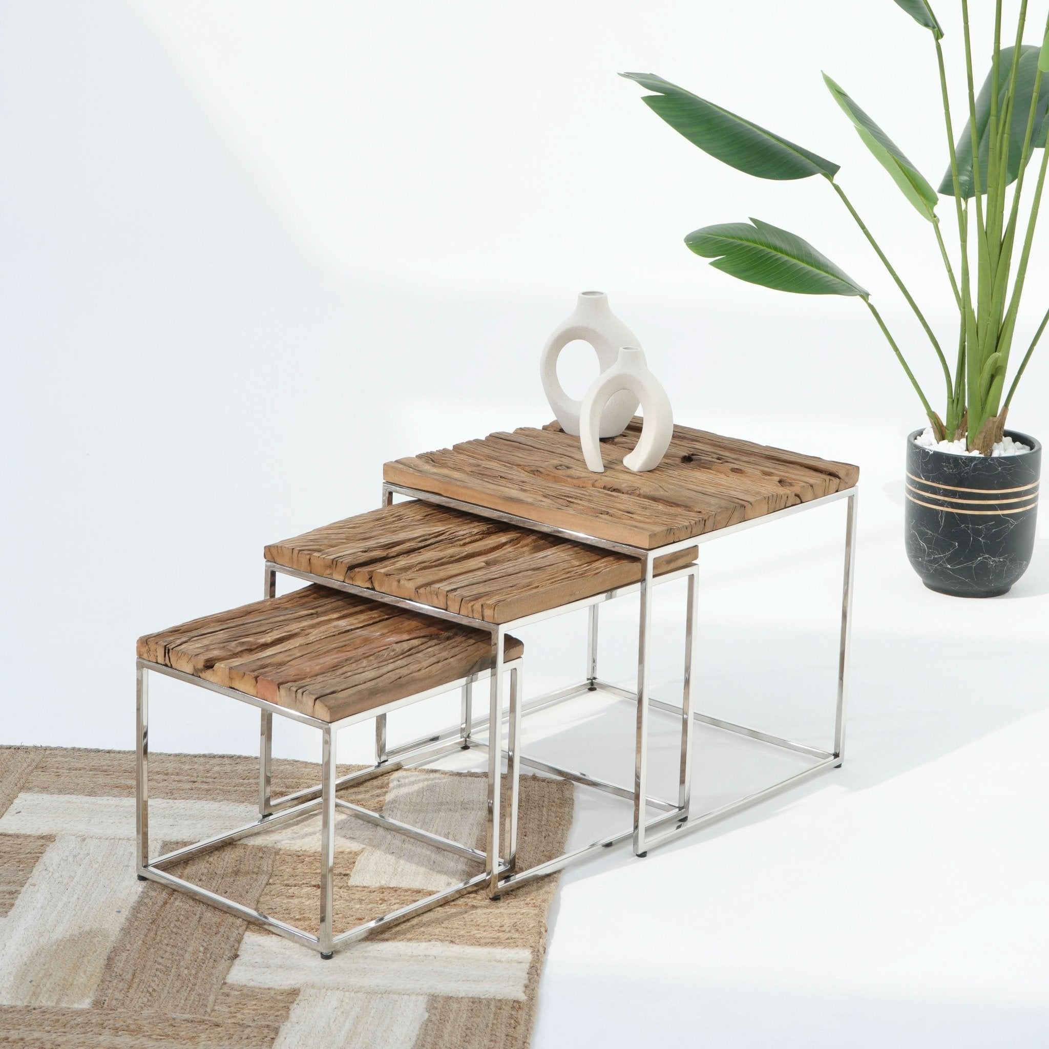 THE SERENE SET OF THREE NESTING TABLE - Art and craft furniture