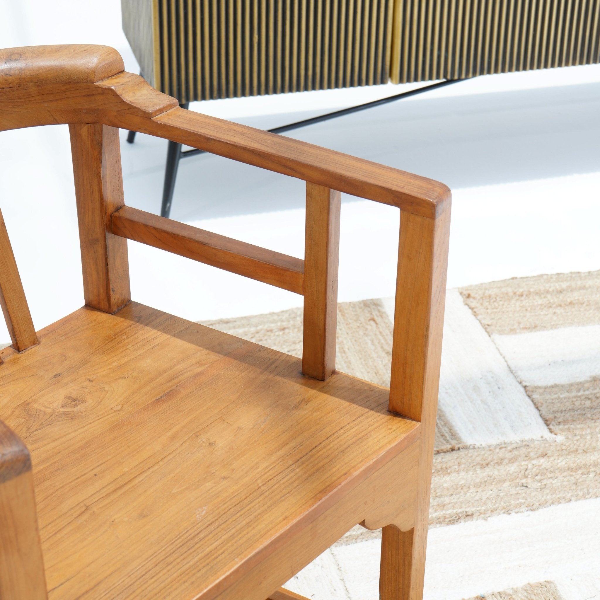 THE SUSTAINABLE SERENITY CHAIR - Art and craft furniture
