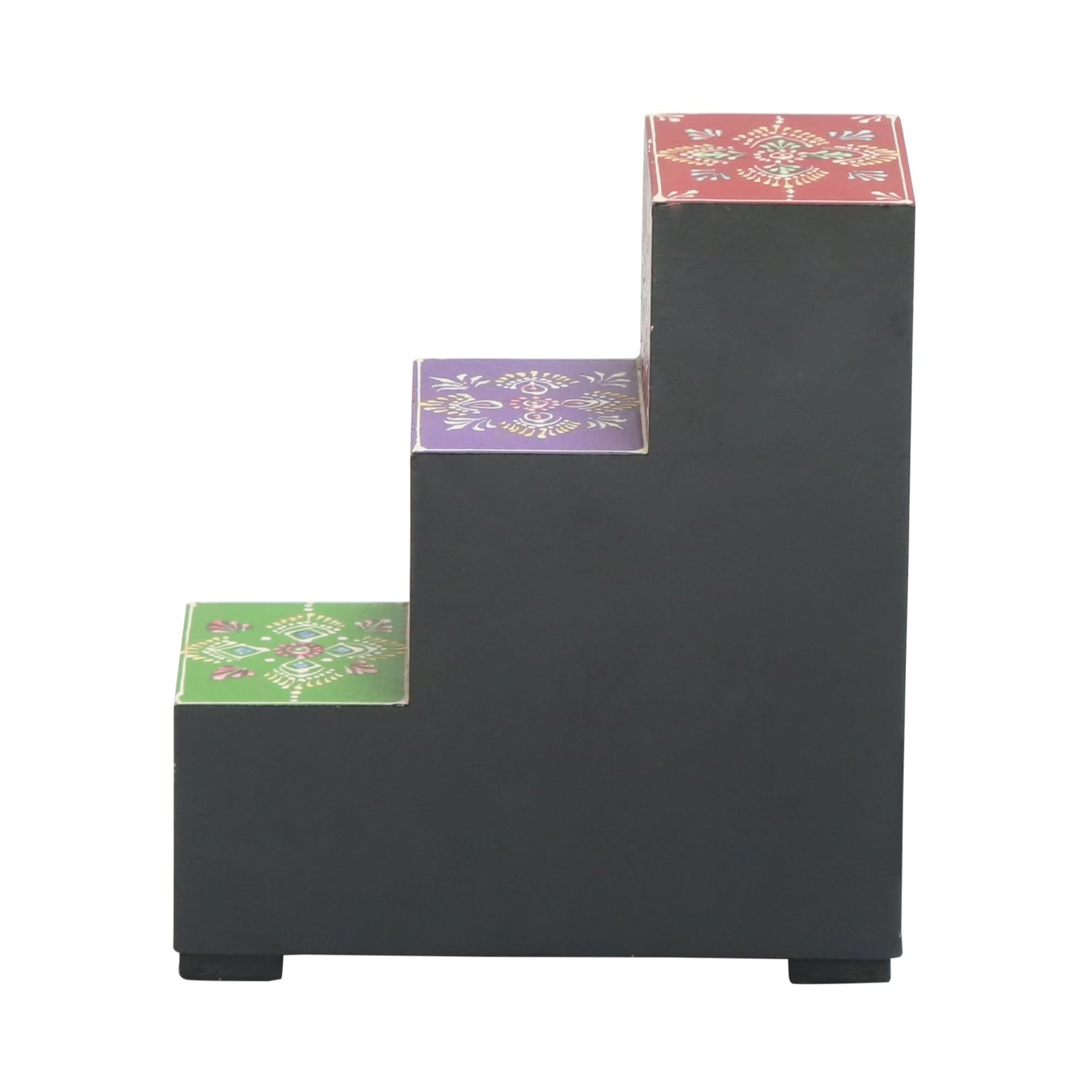 WOODEN THREE STEP CHEST OF DRAWER PAINTING - Art and craft furniture