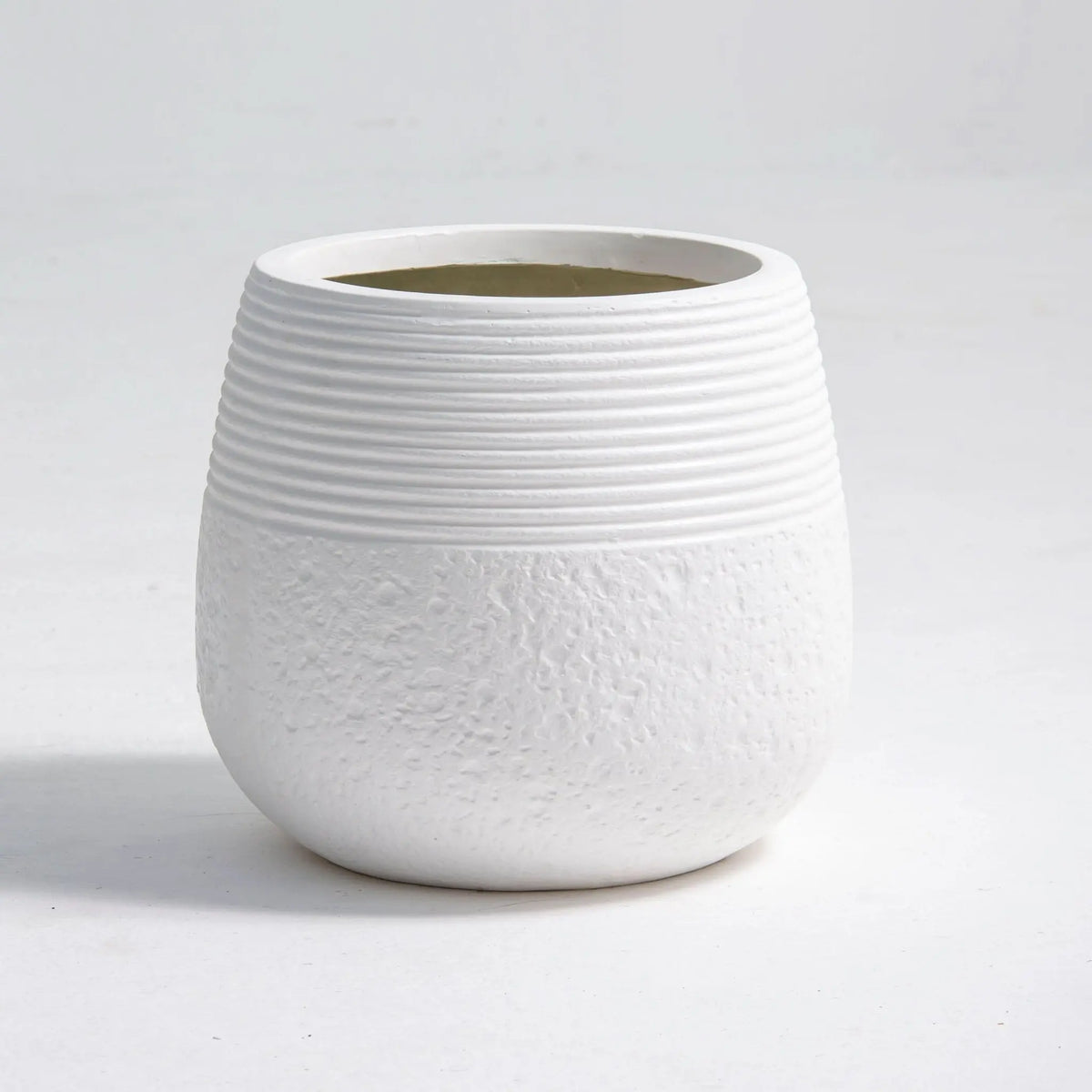 Zeno Round Planter - Art and craft furniture