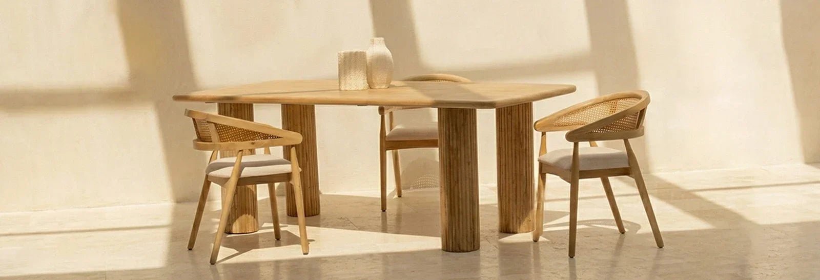 Best Solid Wood Dining Tables in Dubai: How to Choose the Right One for Your Family - Art and craft furniture