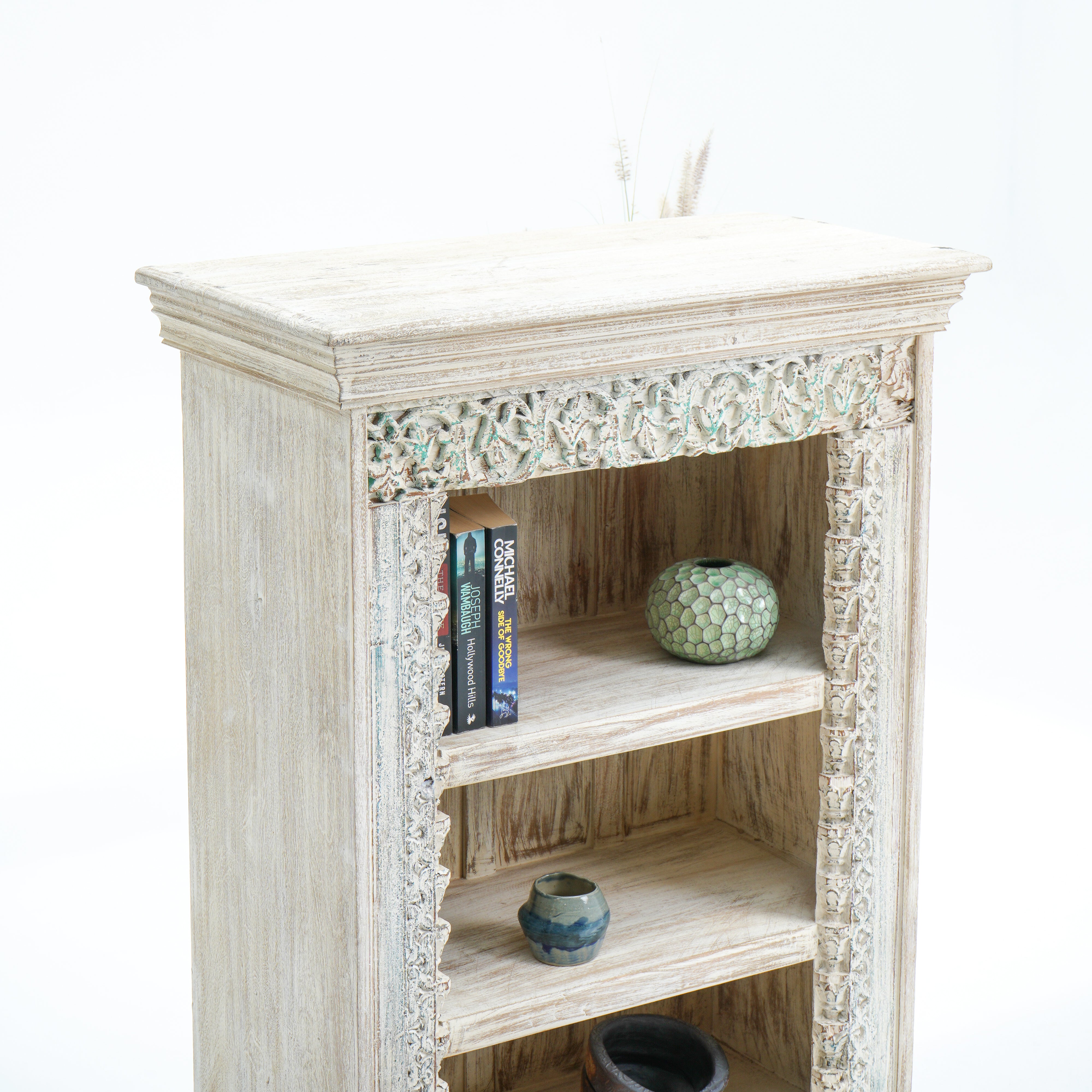 RUSTIC LUXE WOODEN BOOKSHELF