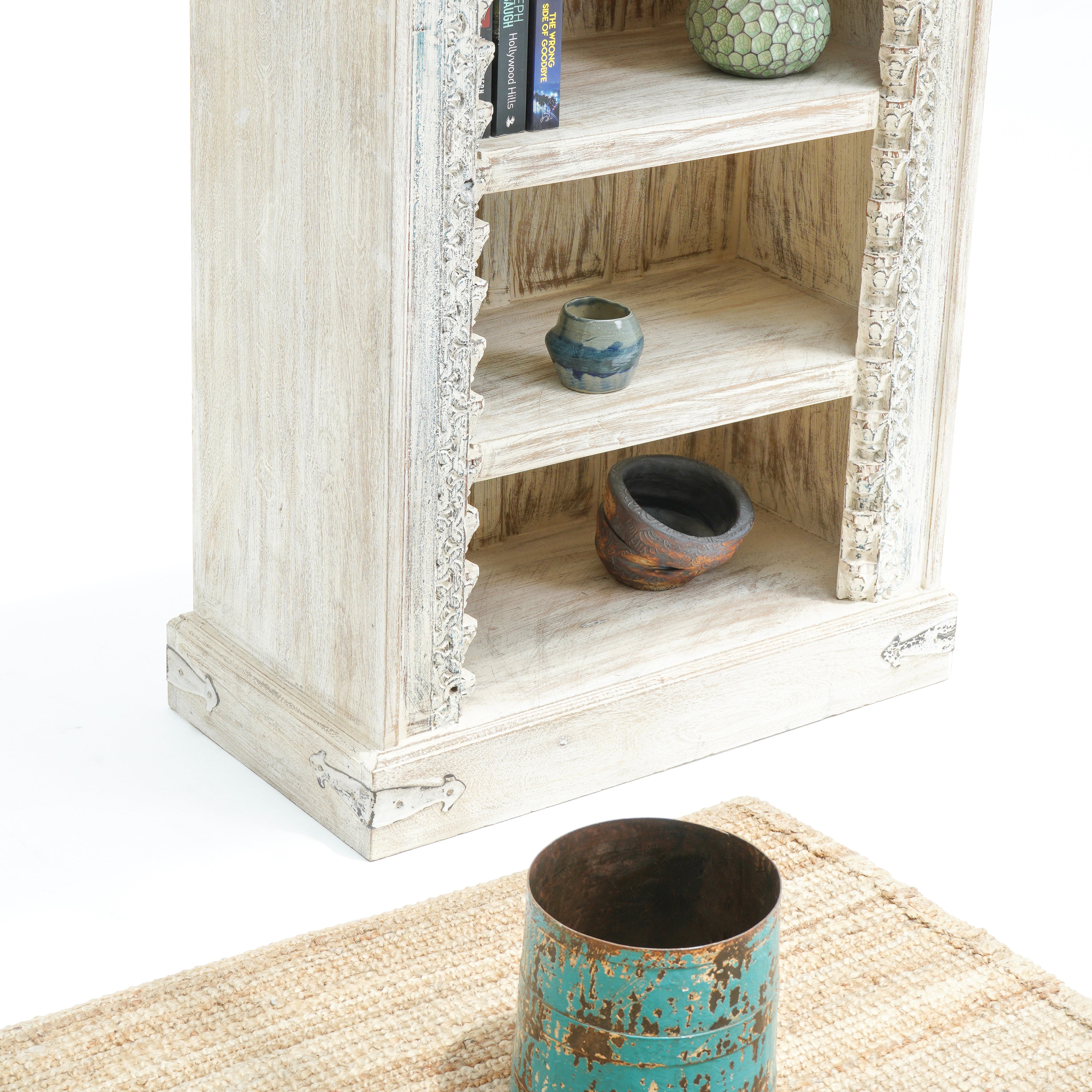 RUSTIC LUXE WOODEN BOOKSHELF
