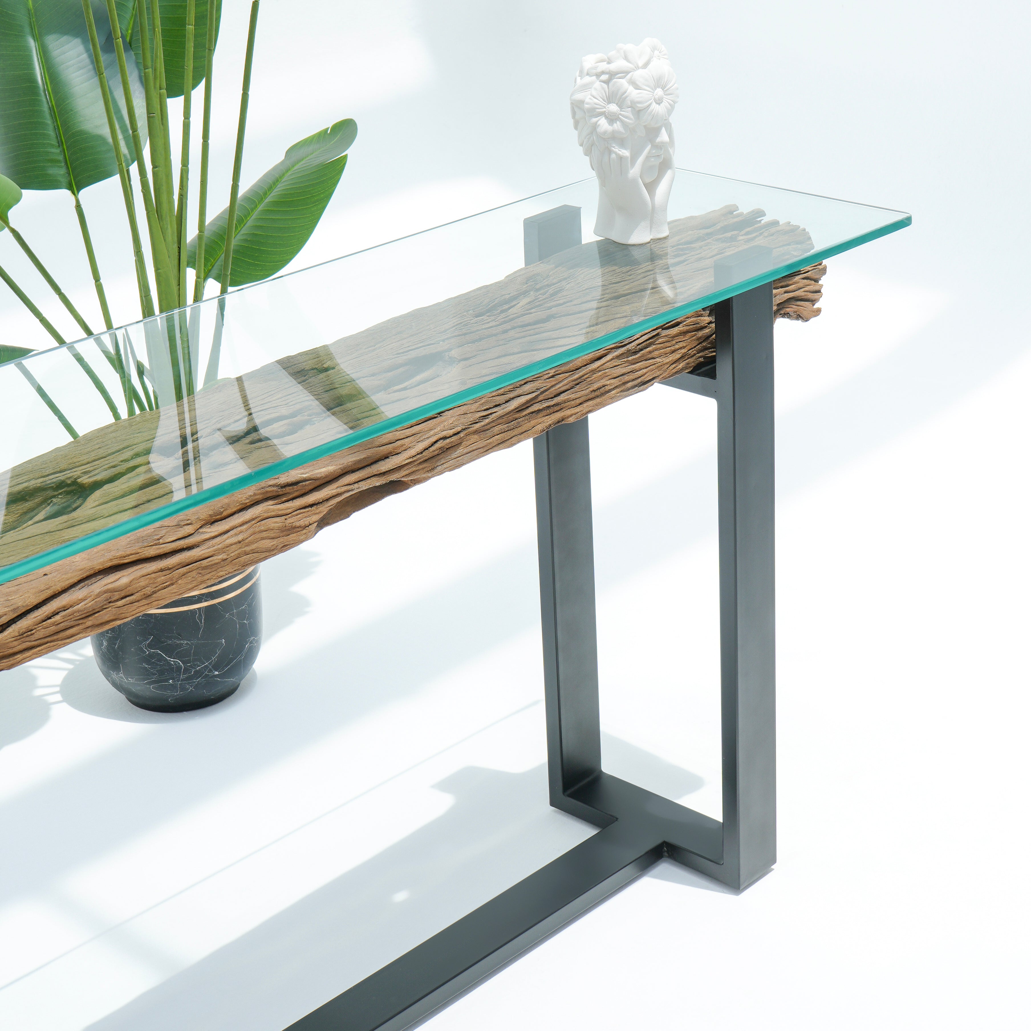 RAILWAY LOG CONSOLE TABLE