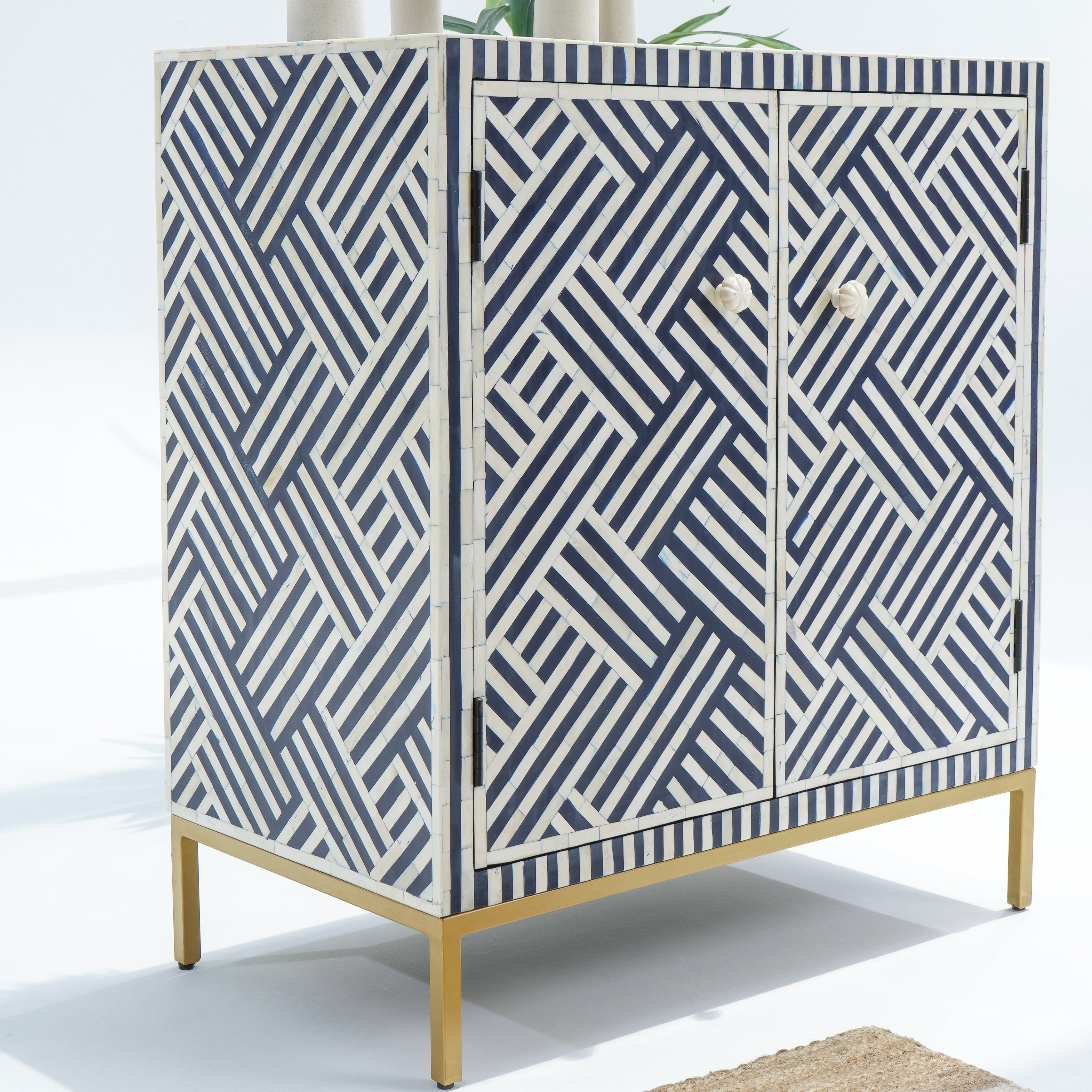 INLAY TWO DOOR SIDE BOARD