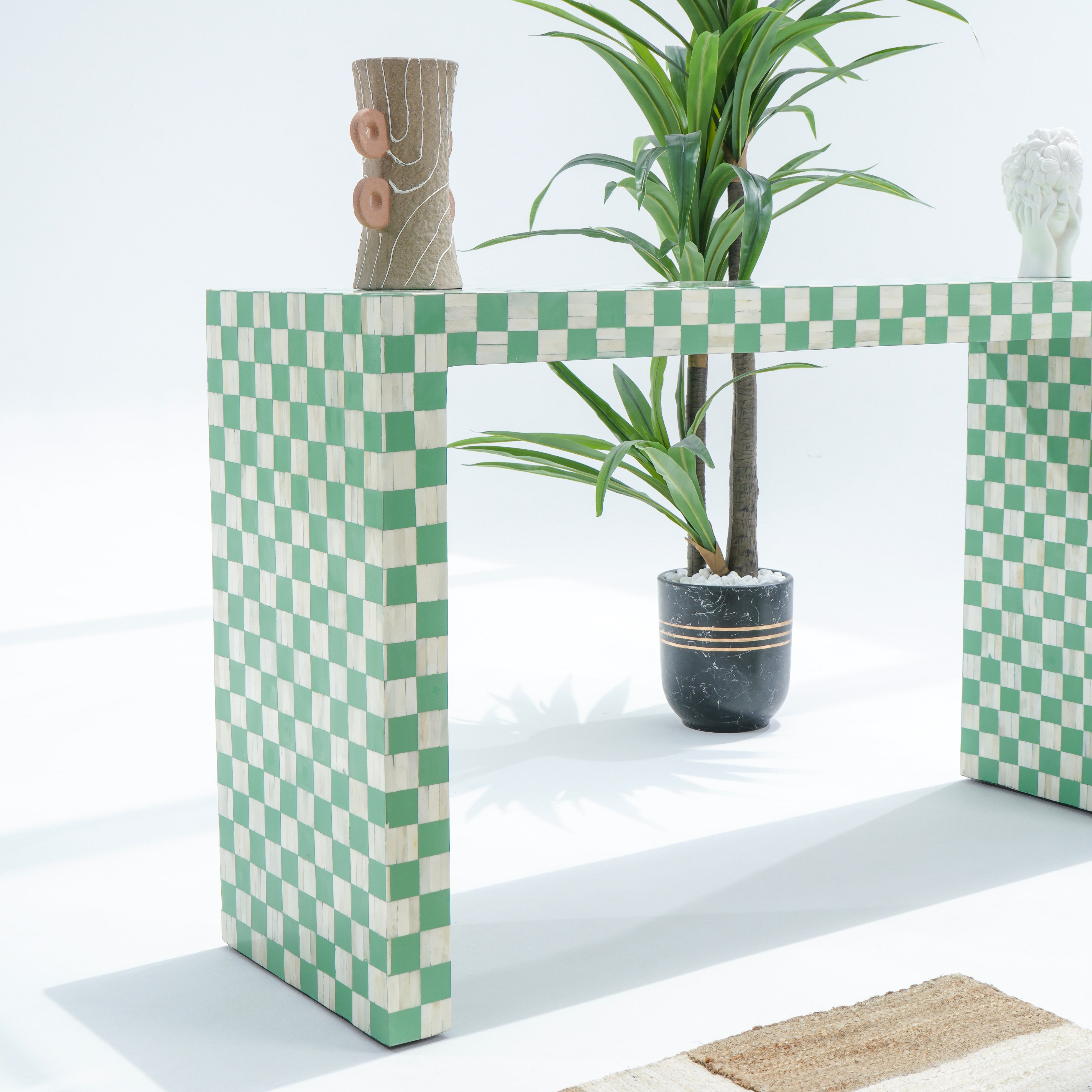 INLAY U SHAPE GREEN CONSOLE
