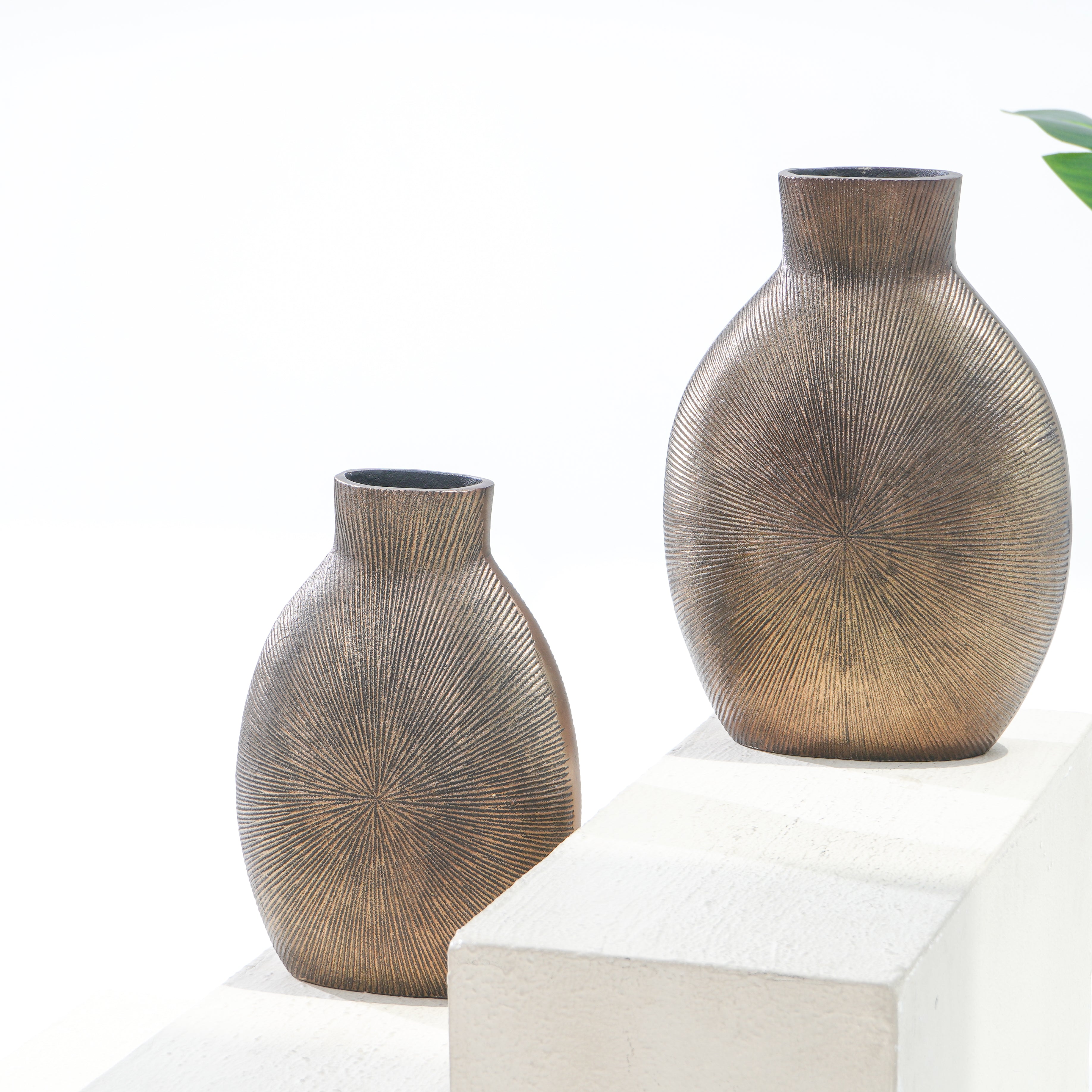 Elegant Embrace Big Flower Vase