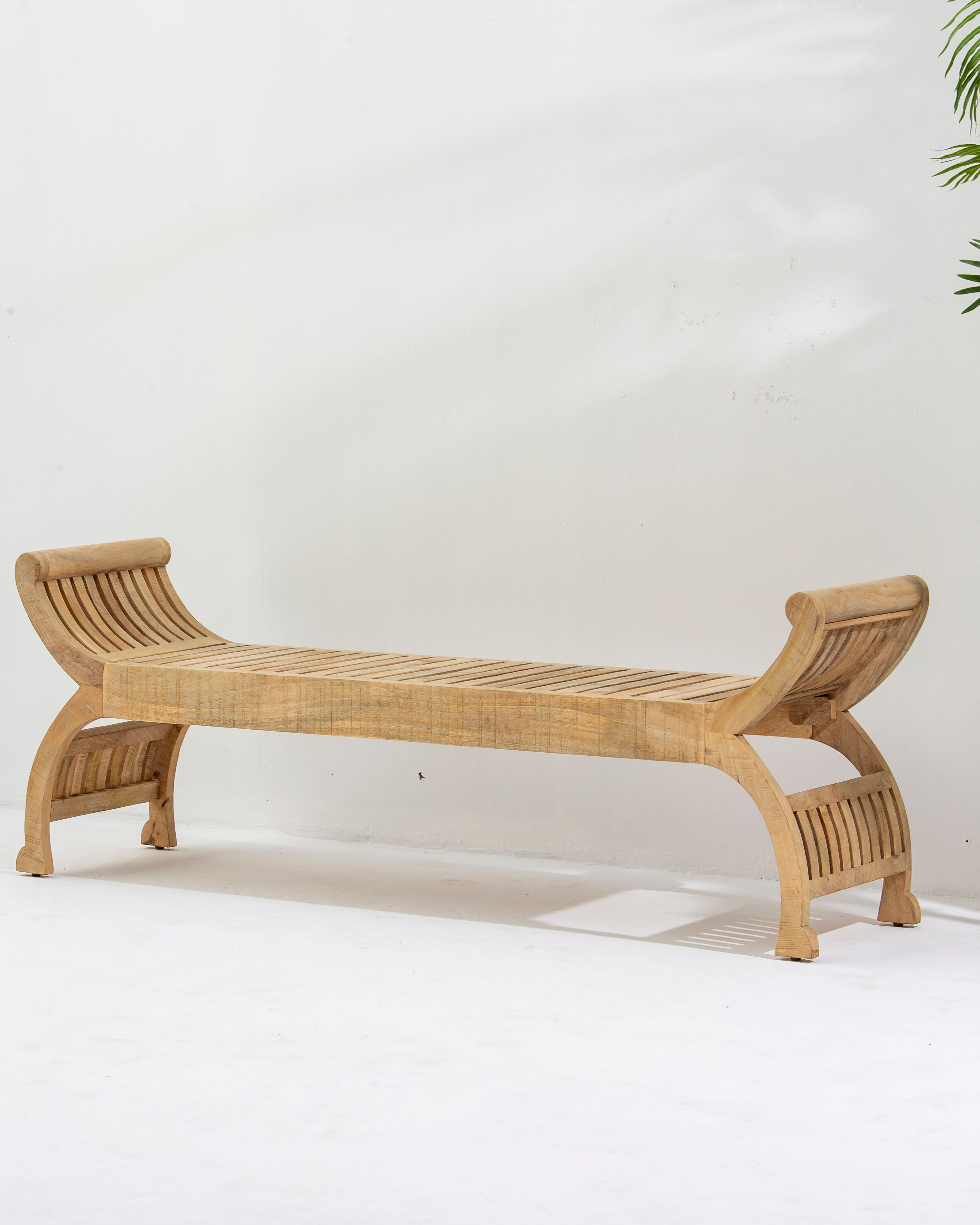 ARCO CURVED WOODEN PETTY BENCH