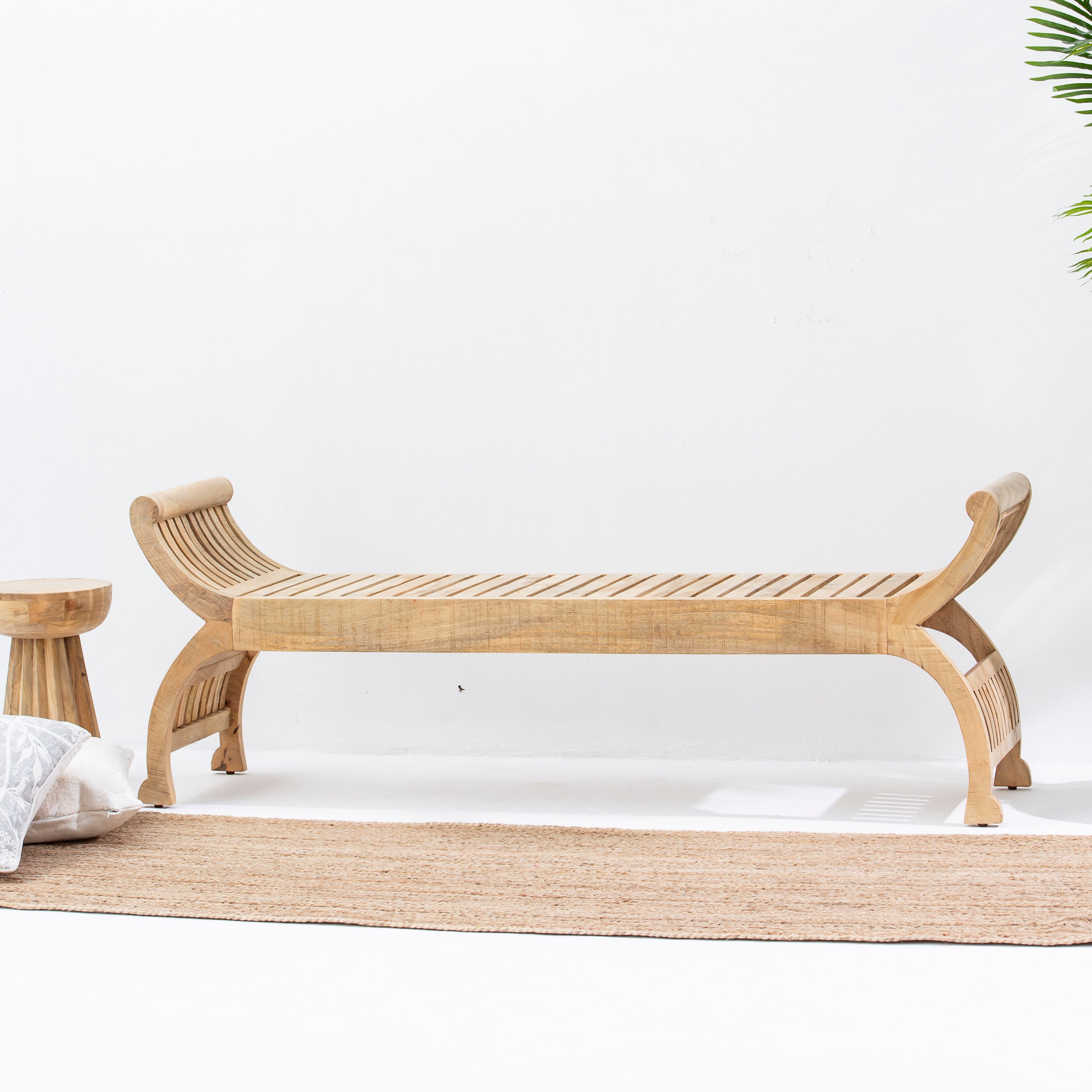 ARCO CURVED WOODEN PETTY BENCH