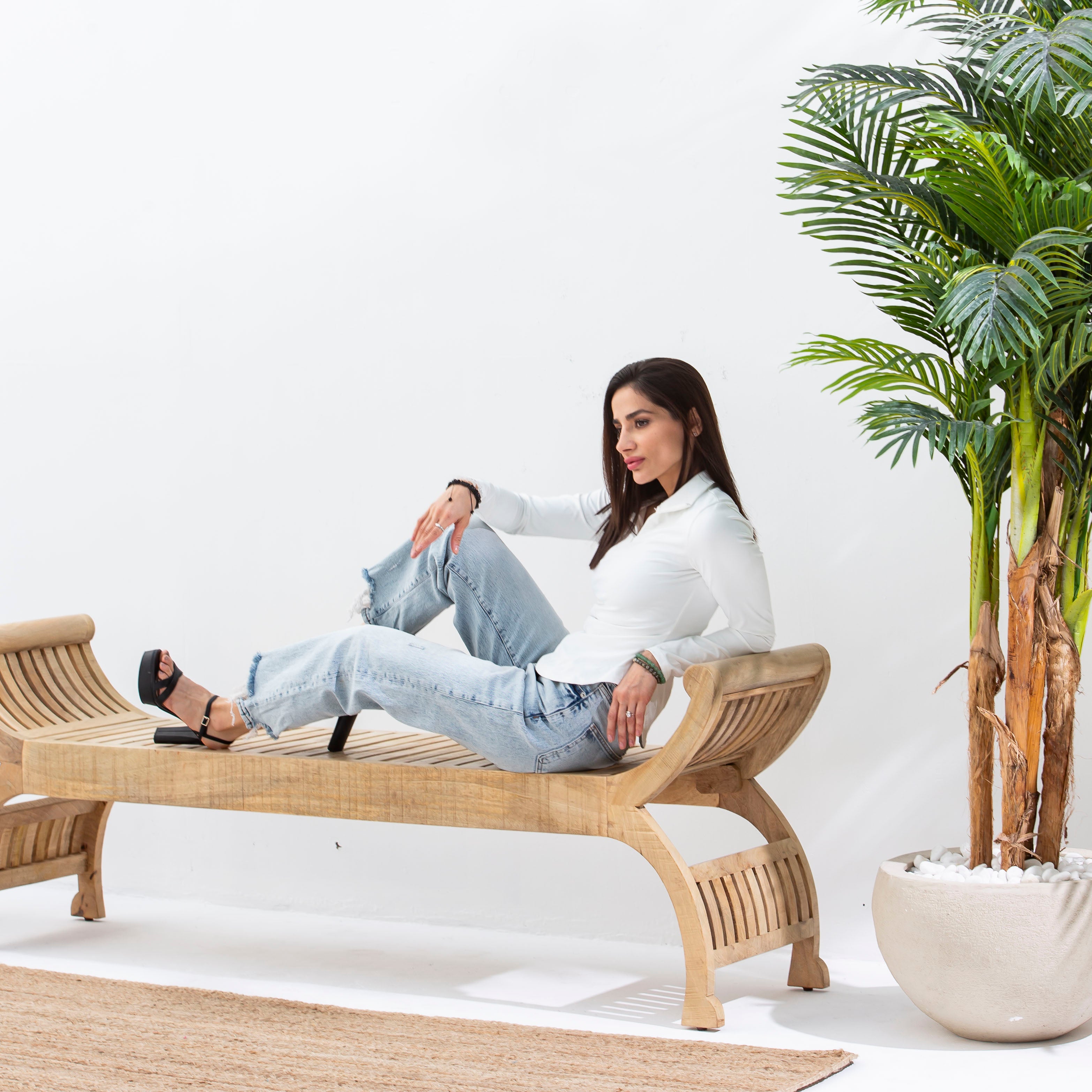 ARCO CURVED WOODEN PETTY BENCH