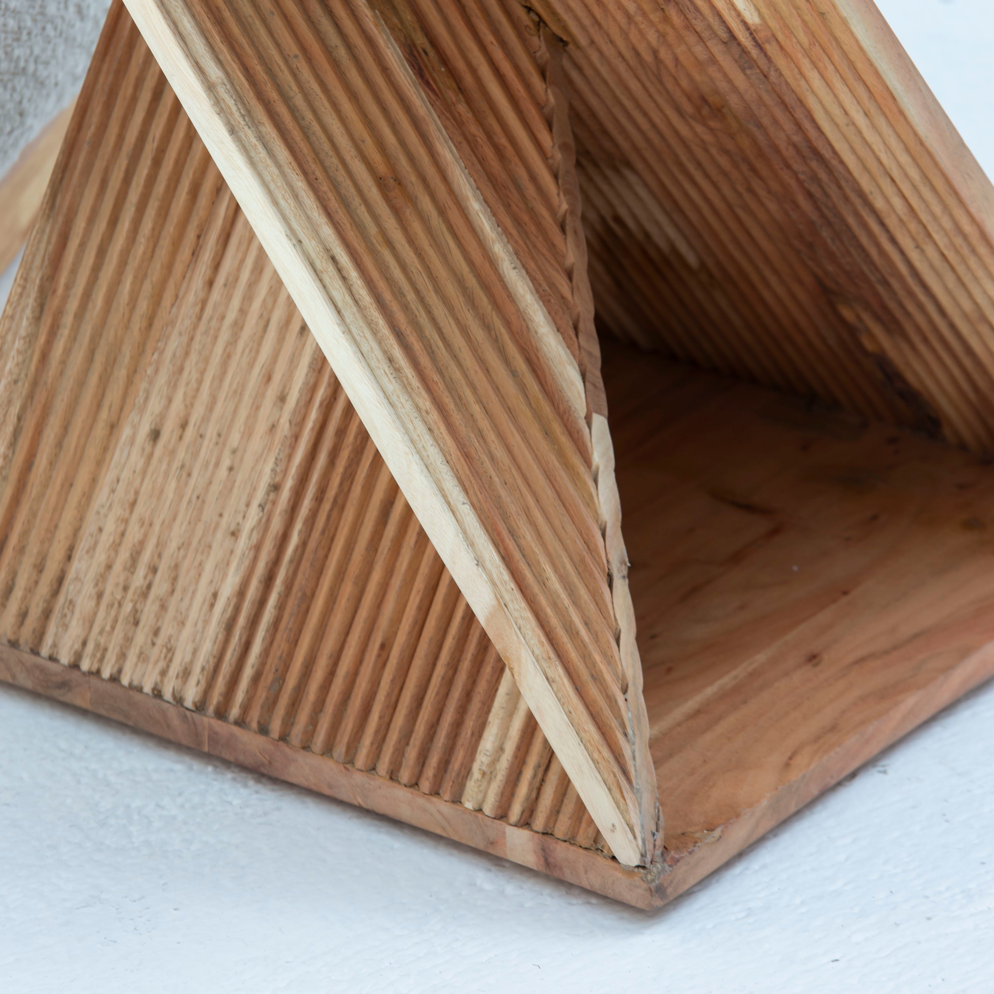 MONTERA WOODEN SIDE TABLE - Art and craft furniture 
