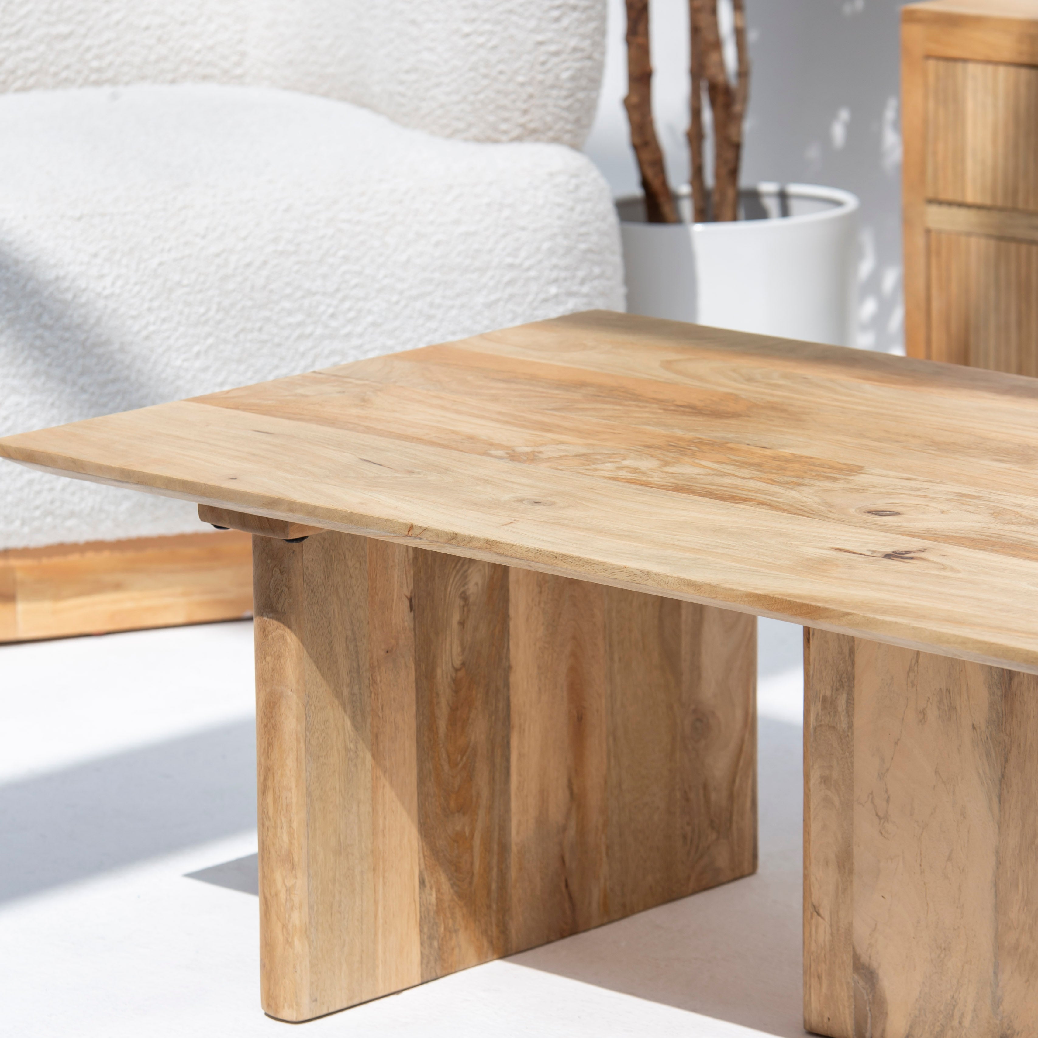 MONTERA WOODEN COFFEE TABLE - Art and craft furniture 
