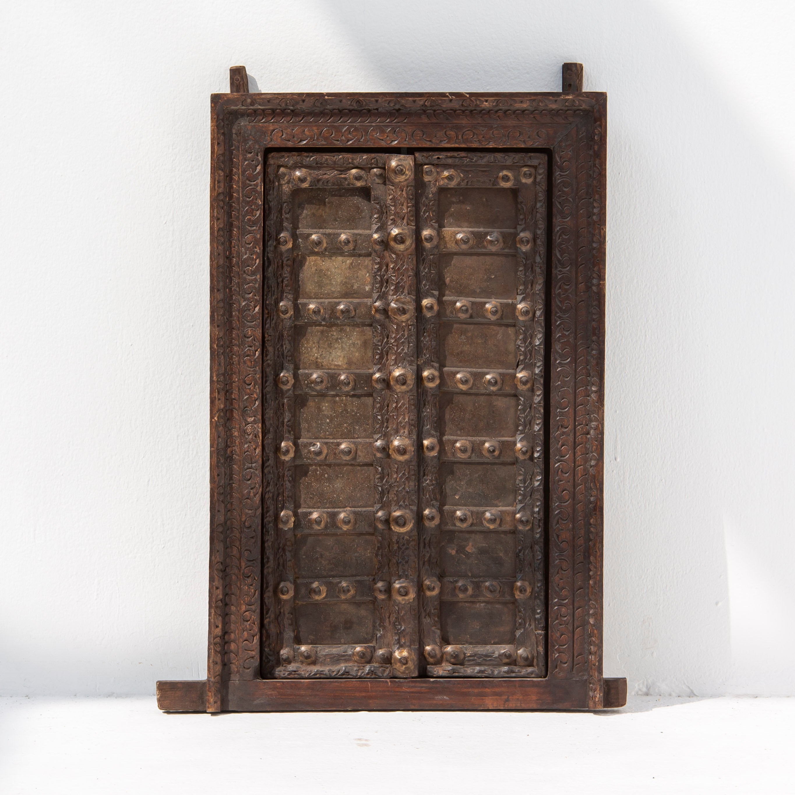Antique Heavy Carved Window - Art and craft furniture 