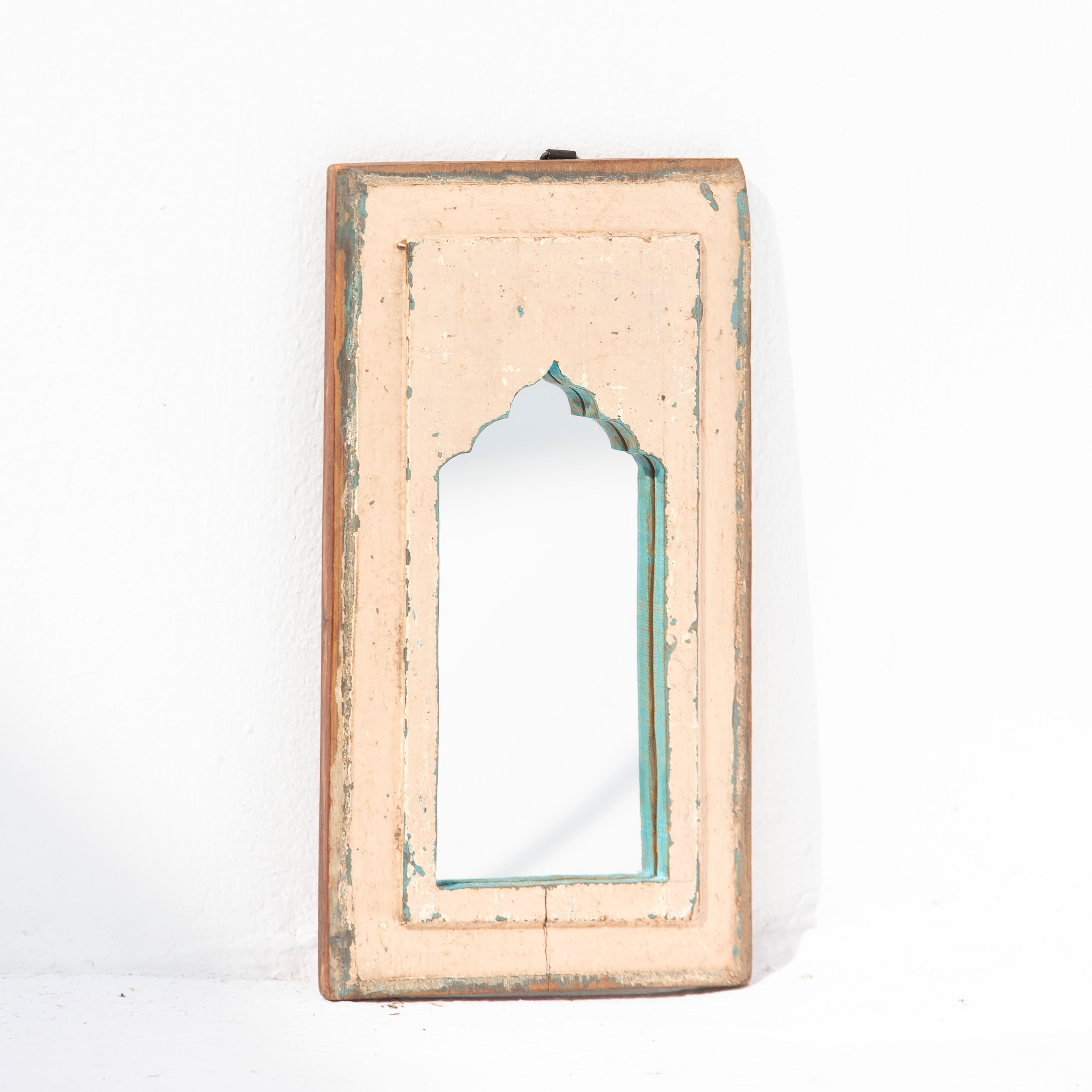 Small Mix Colour and Mix Size Rustic Finish Hand Antique Wall Decor - Art and craft furniture 