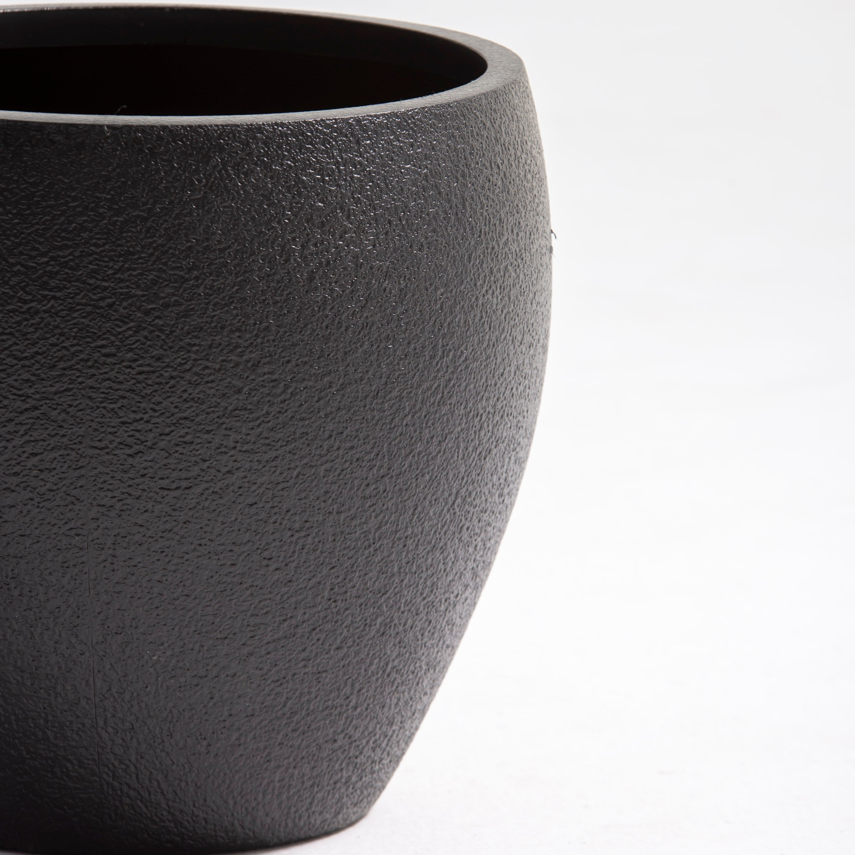 ZENO BLACK PLANTER - Art and craft furniture 